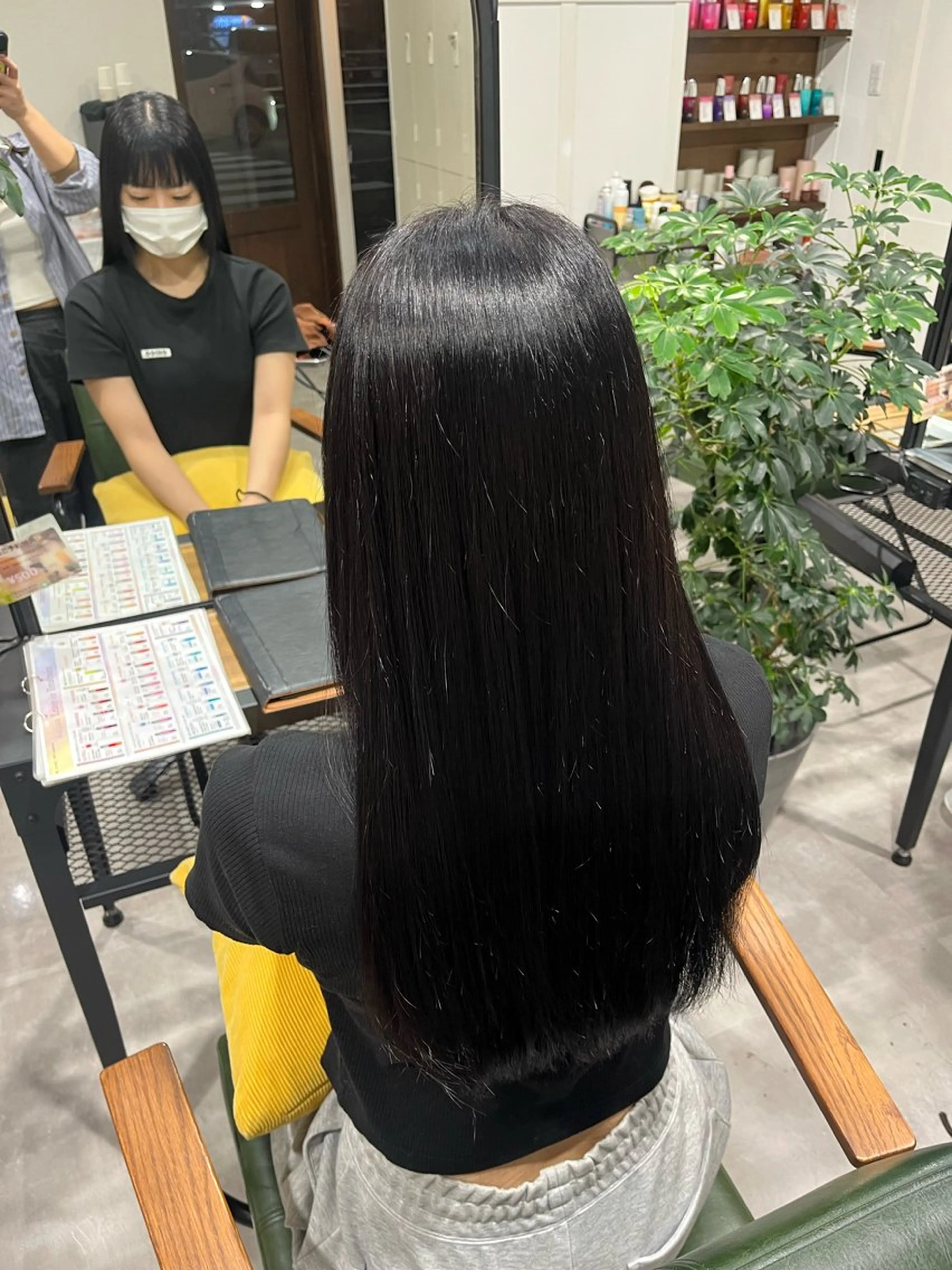 【🖤3.4月就活・新生活暗染め🖤】暗染めカラー➕Aujuaリペアトリートメント付き🫧‪の写真