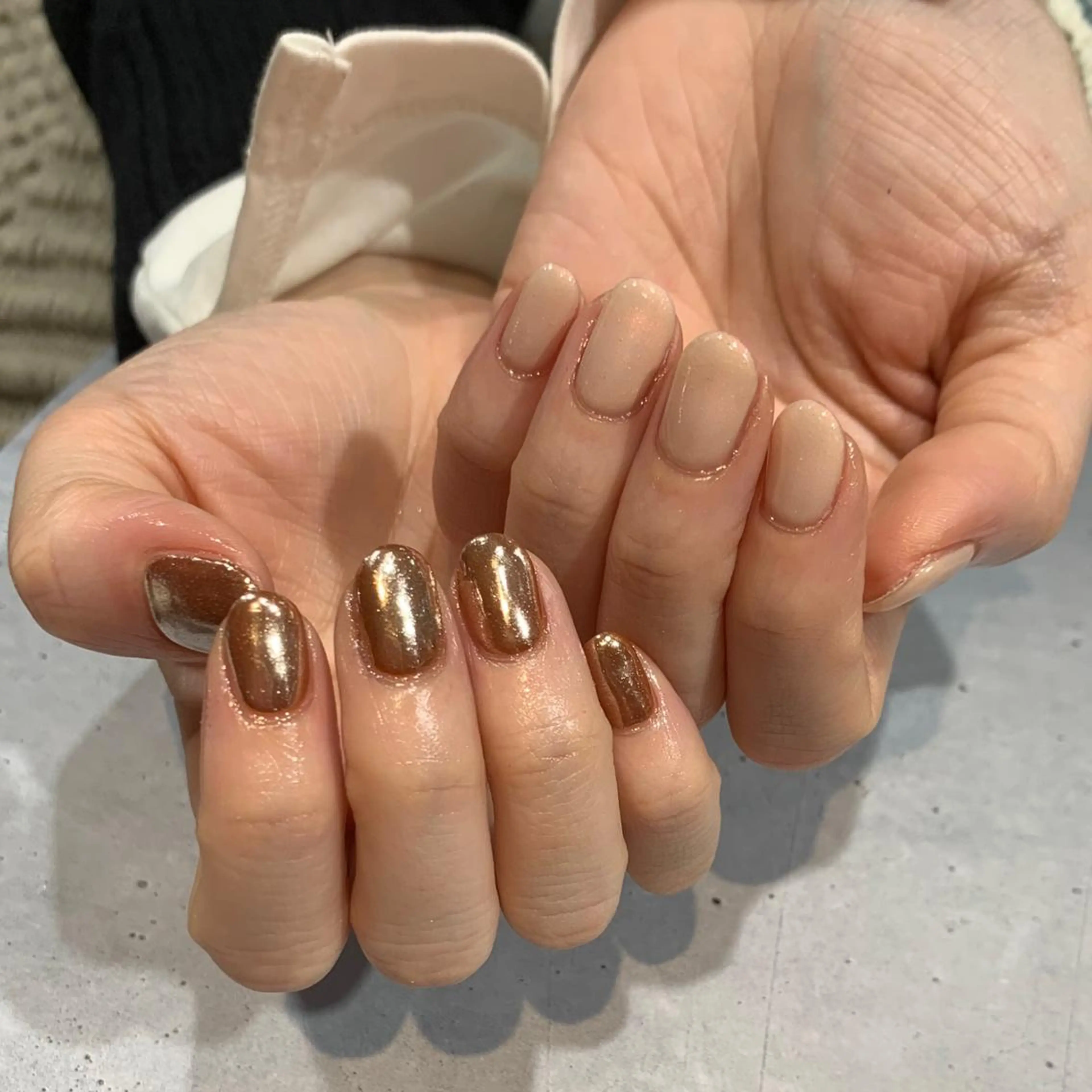 ネイル ミラーネイル ホワイト ハンドネイル nailist Chisakiのネイルデザイン