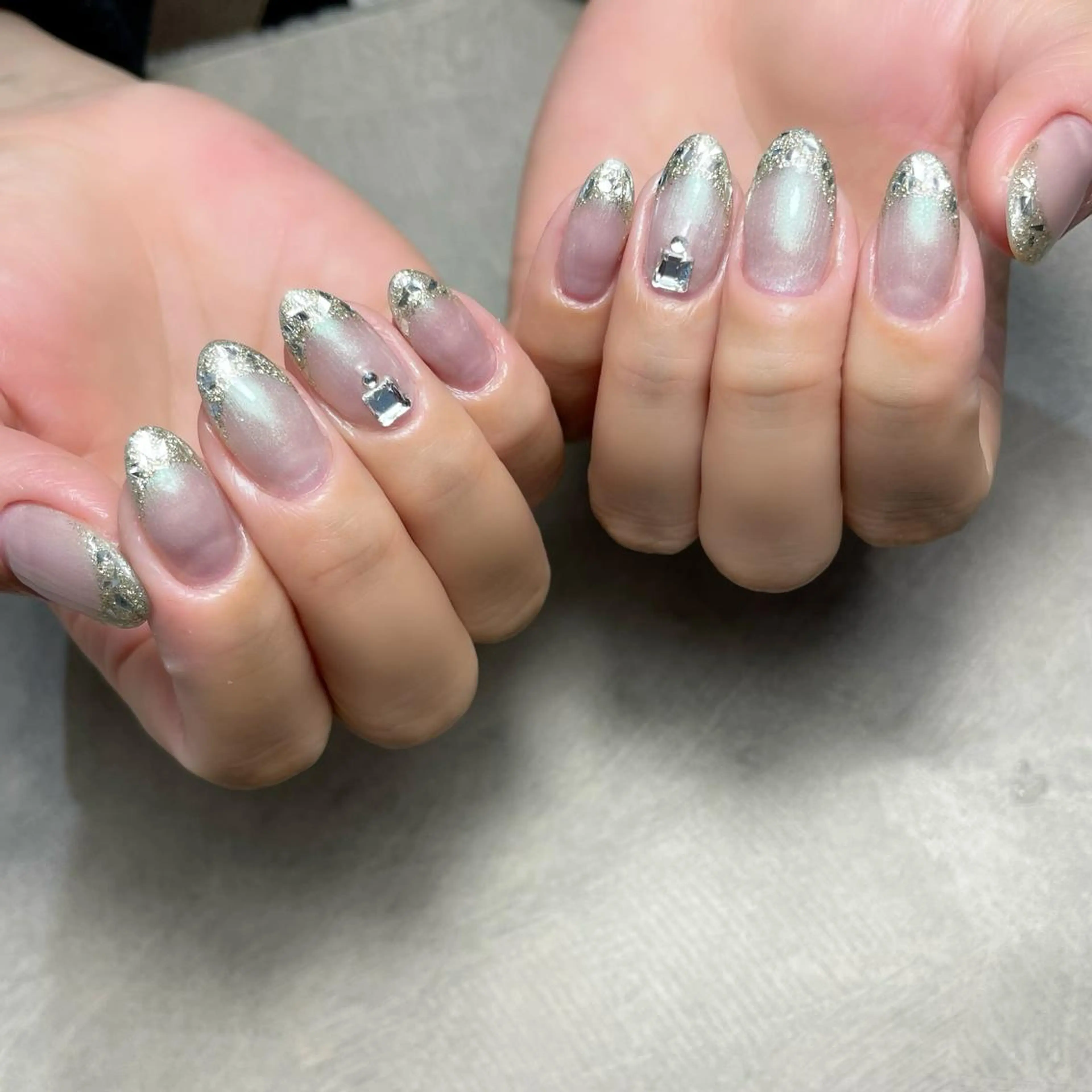 ネイル フレンチネイル ガラスフレンチ 卒業式 ニュアンスネイル ピンク ハンドネイル upala Mayukoのネイルデザイン