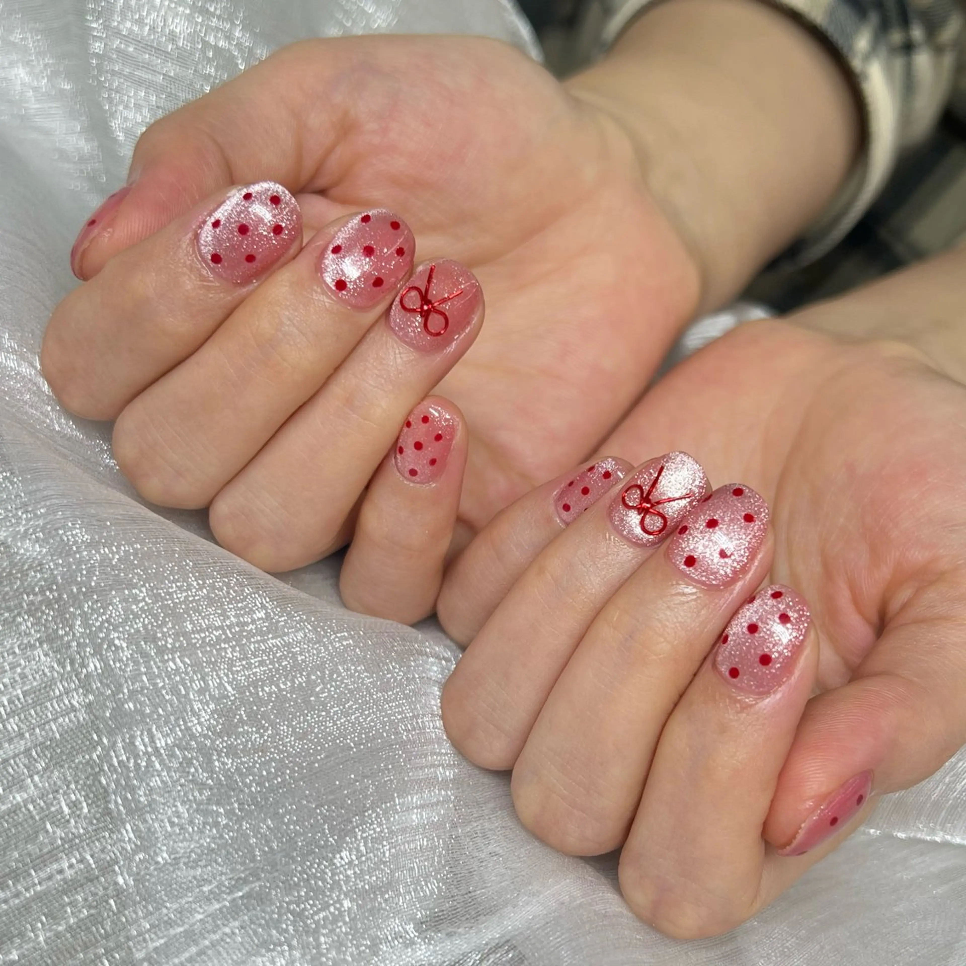 ネイル マグネットネイル リボン Lumiereva nail salonのネイルデザイン