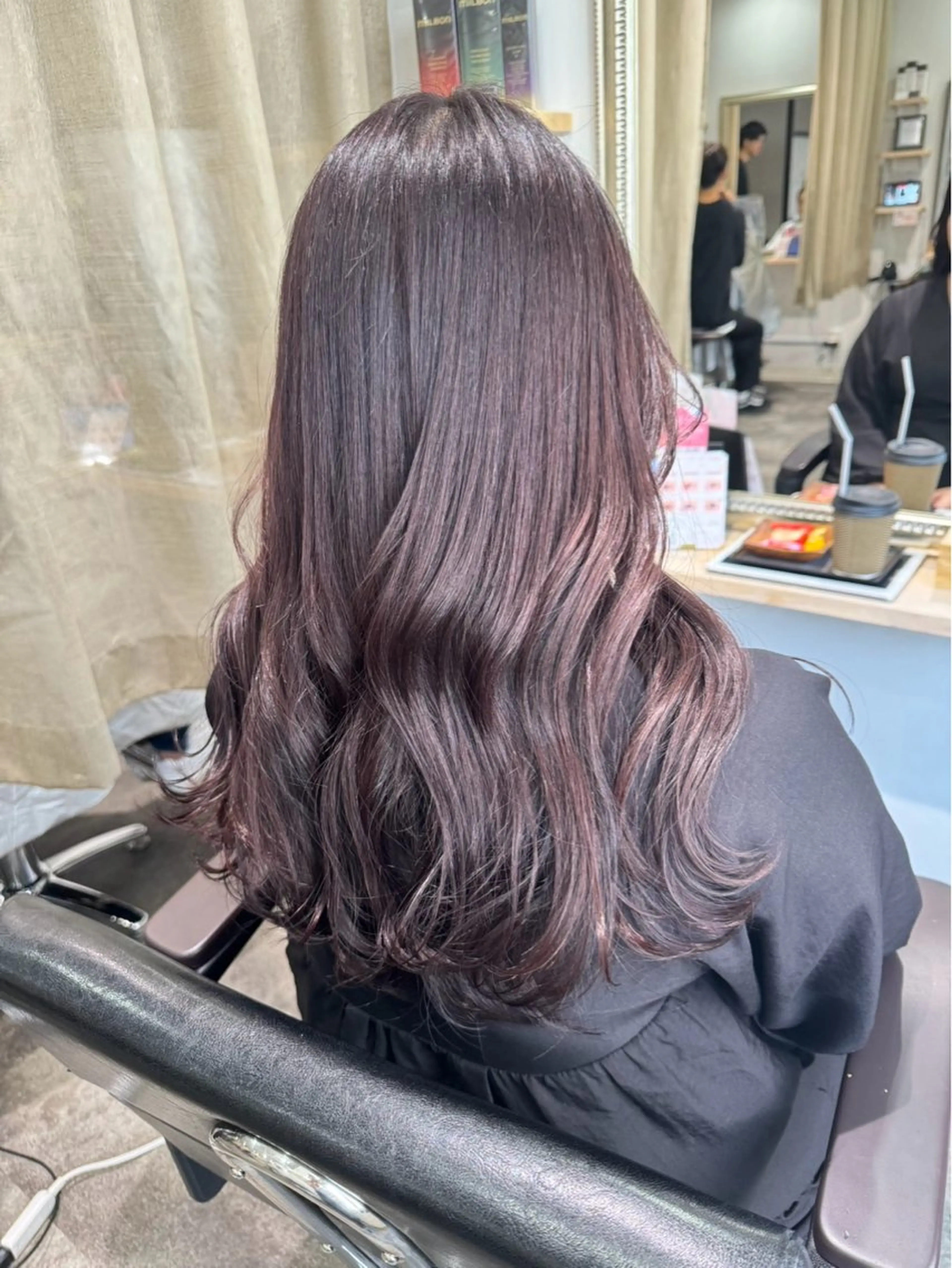 ロング カラー ラベンダーカラー est-r. Shionのヘアスタイル