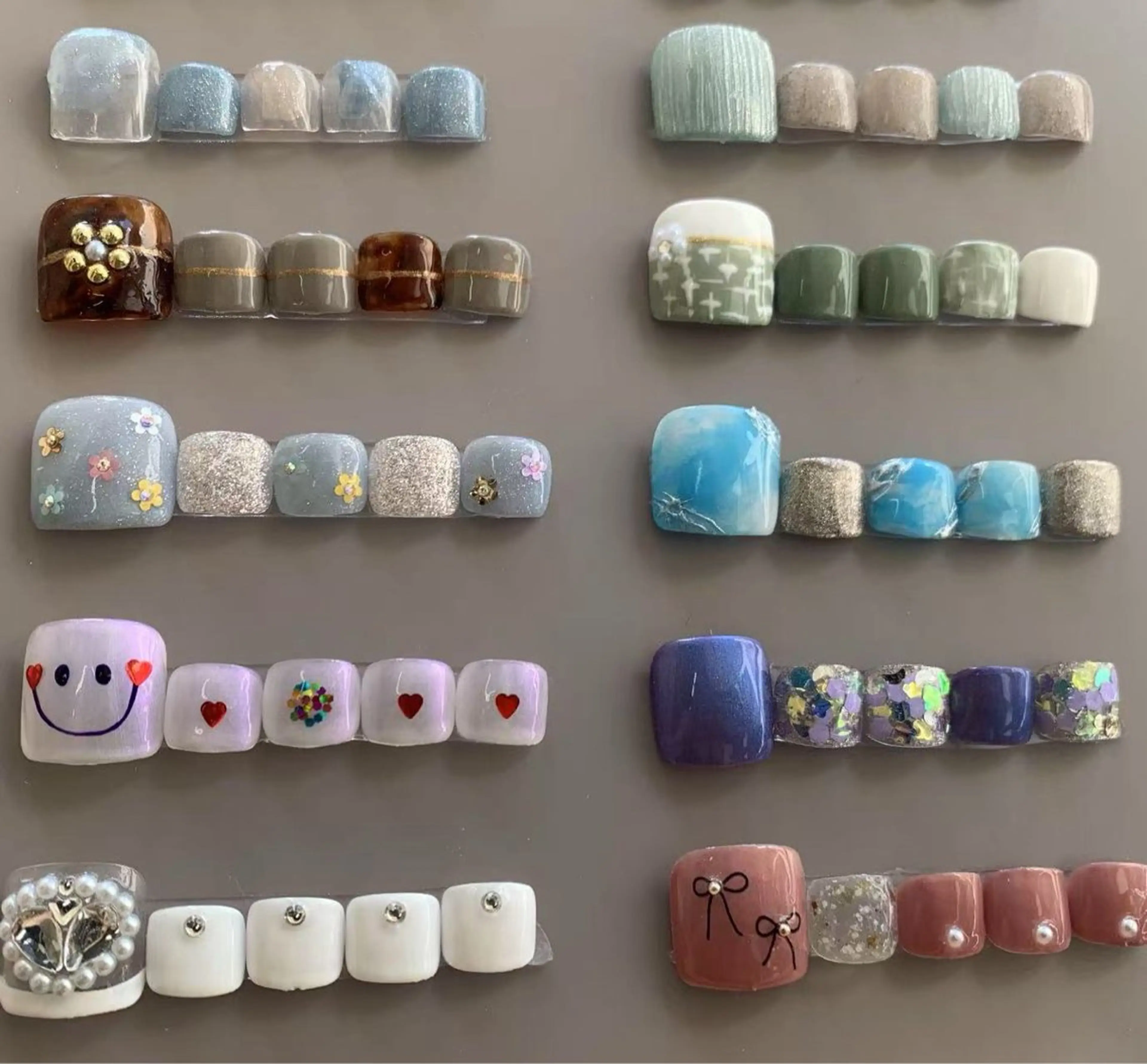 ネイル Kaka_ パラジェル、長さだしのネイルデザイン