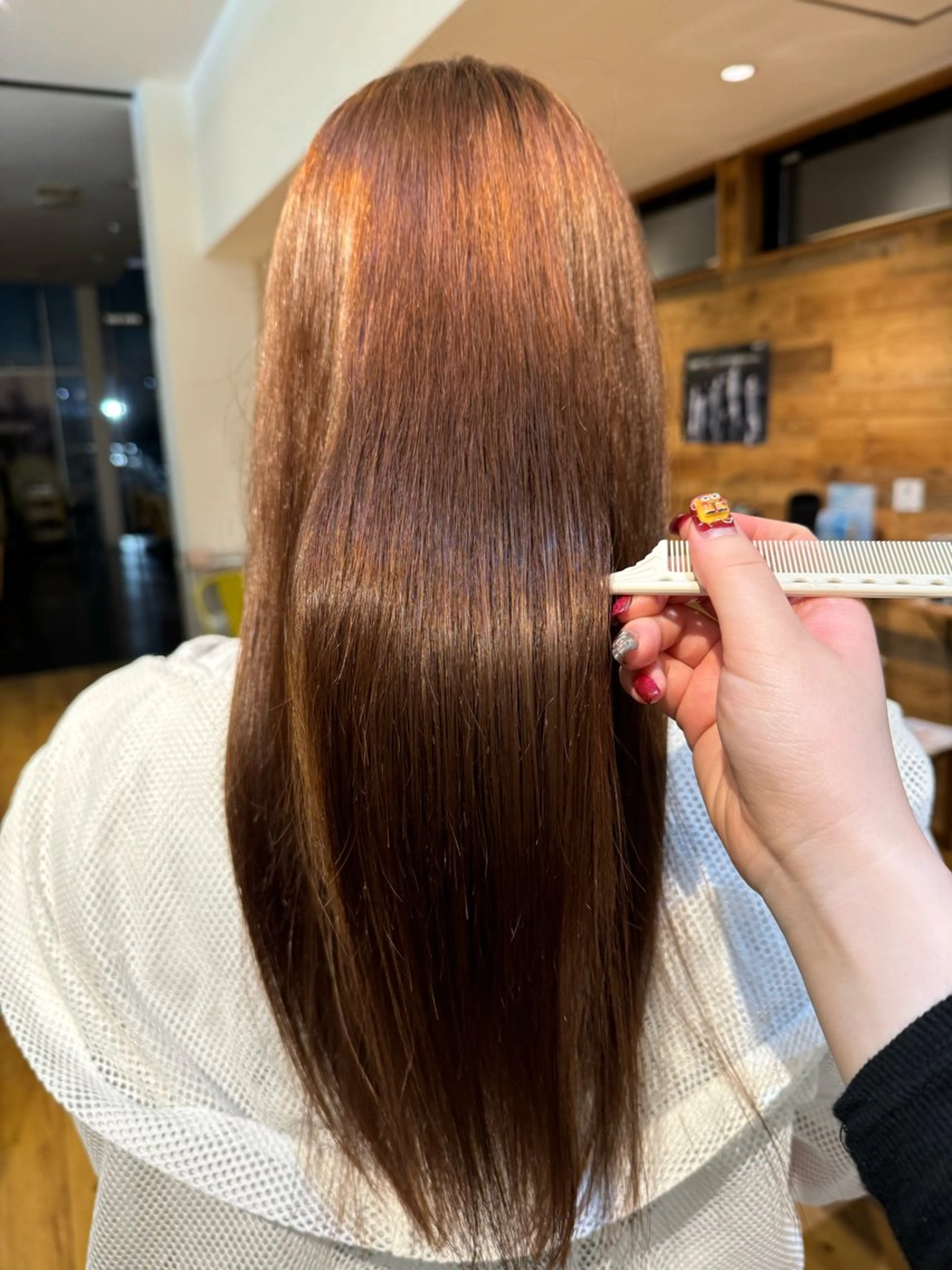 ロング カラー オレンジ 吉留 文月のヘアスタイル