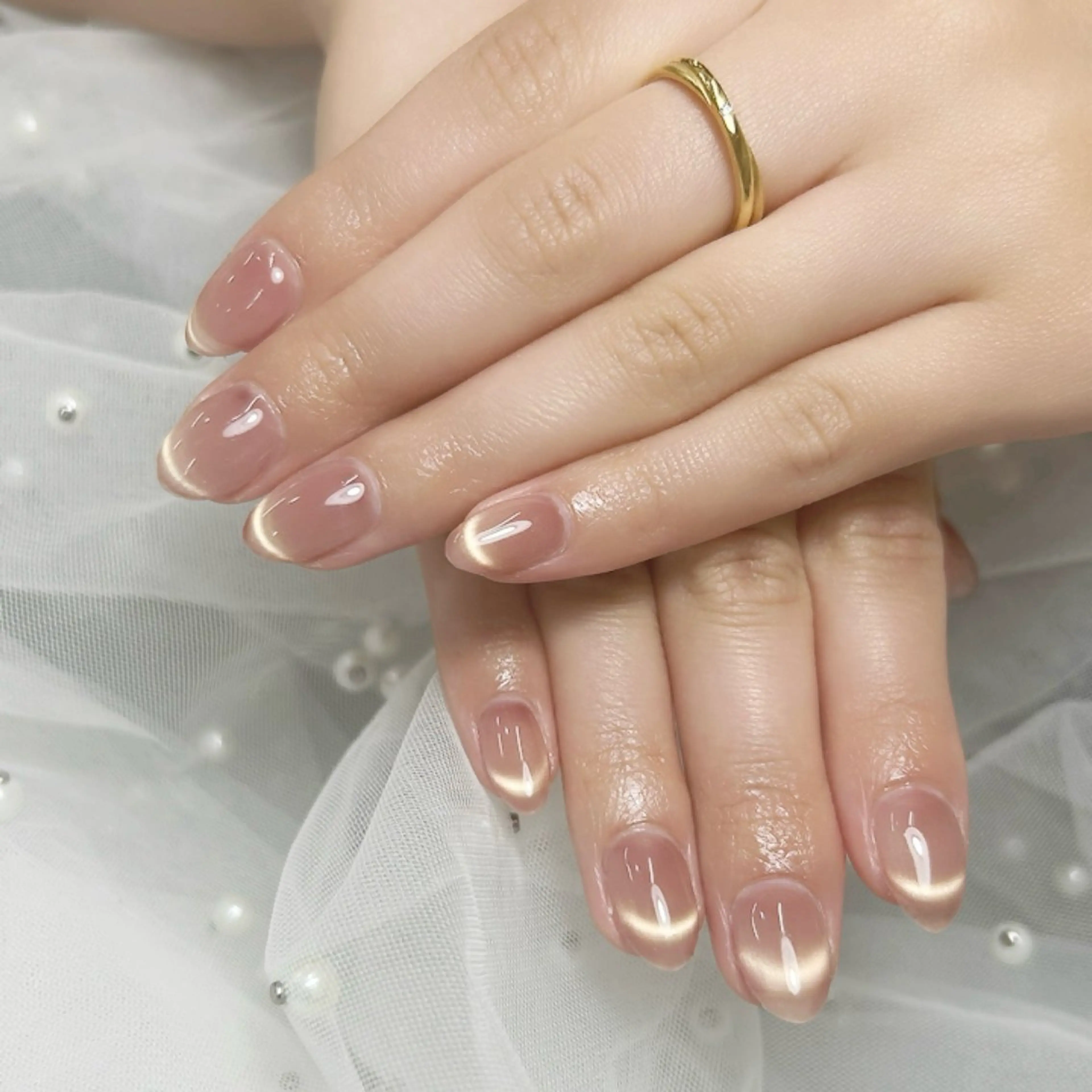 ネイル フレンチネイル マグネットネイル マグネットフレンチ ハンドネイル ANNE綾瀬店 eriのネイルデザイン