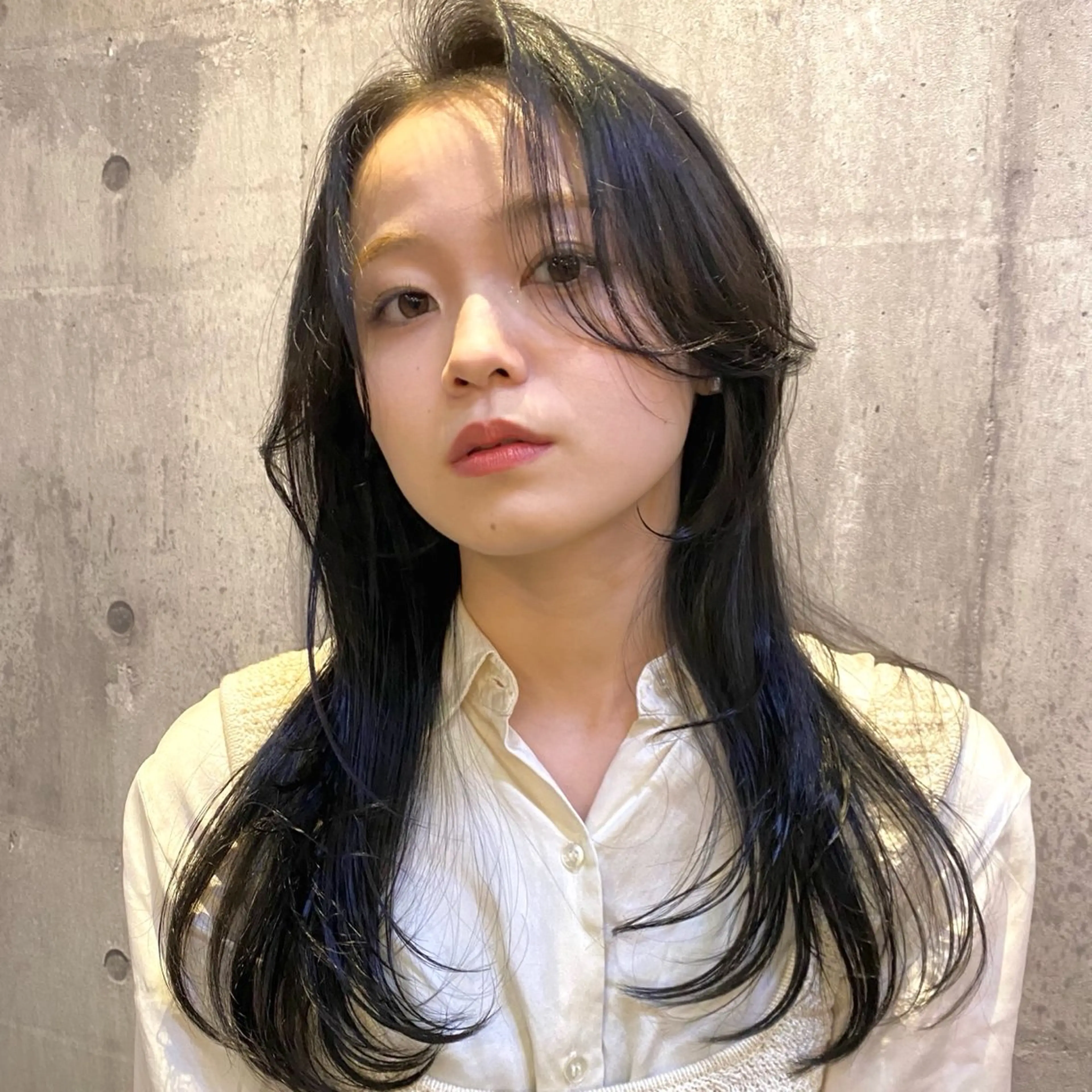 ロング カラー グレージュ 韓国風ヘア レイヤーカット カット ヘアカラー 比嘉 陽のヘアスタイル