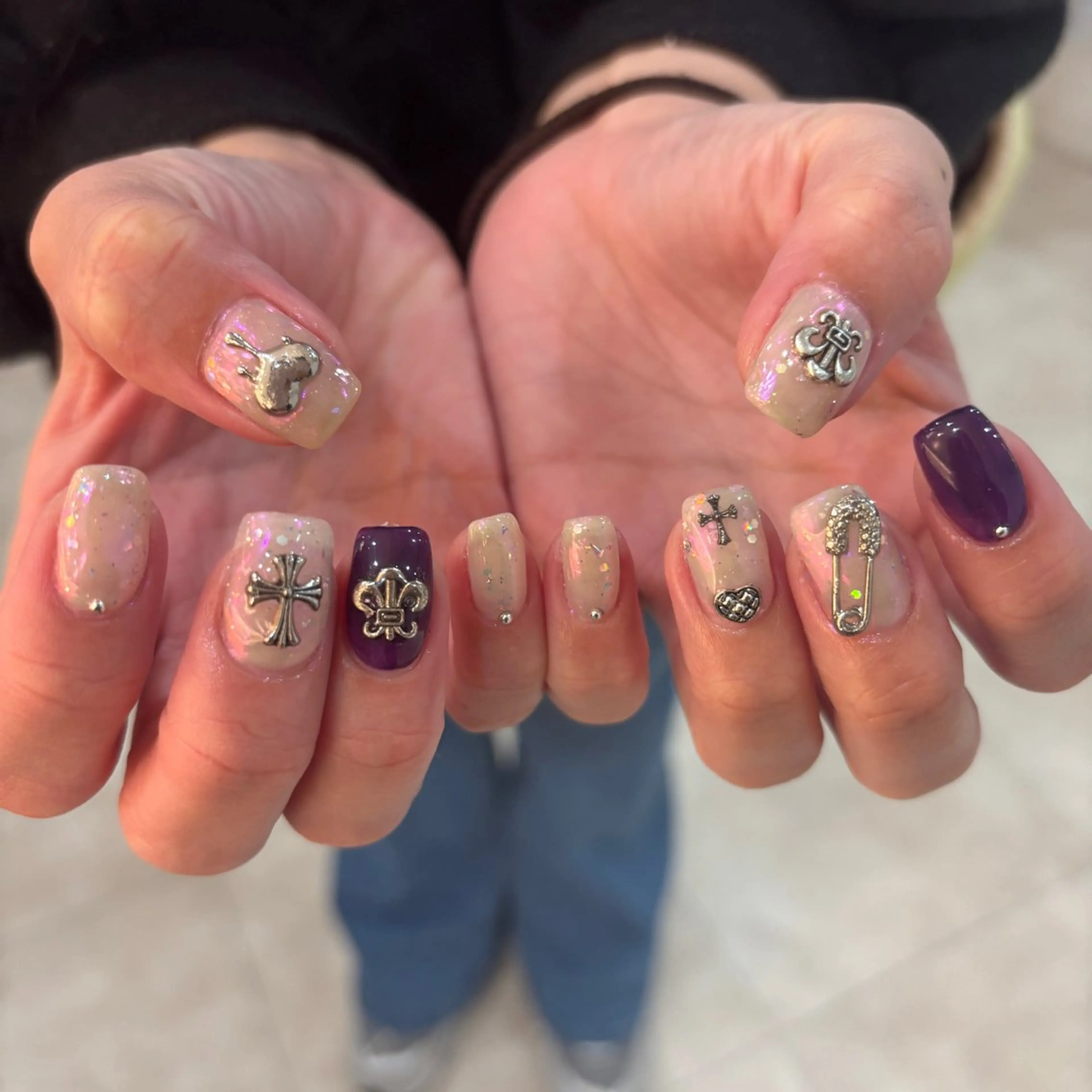 ネイル ハンドネイル フットネイル 栗田 ゆう子のネイルデザイン