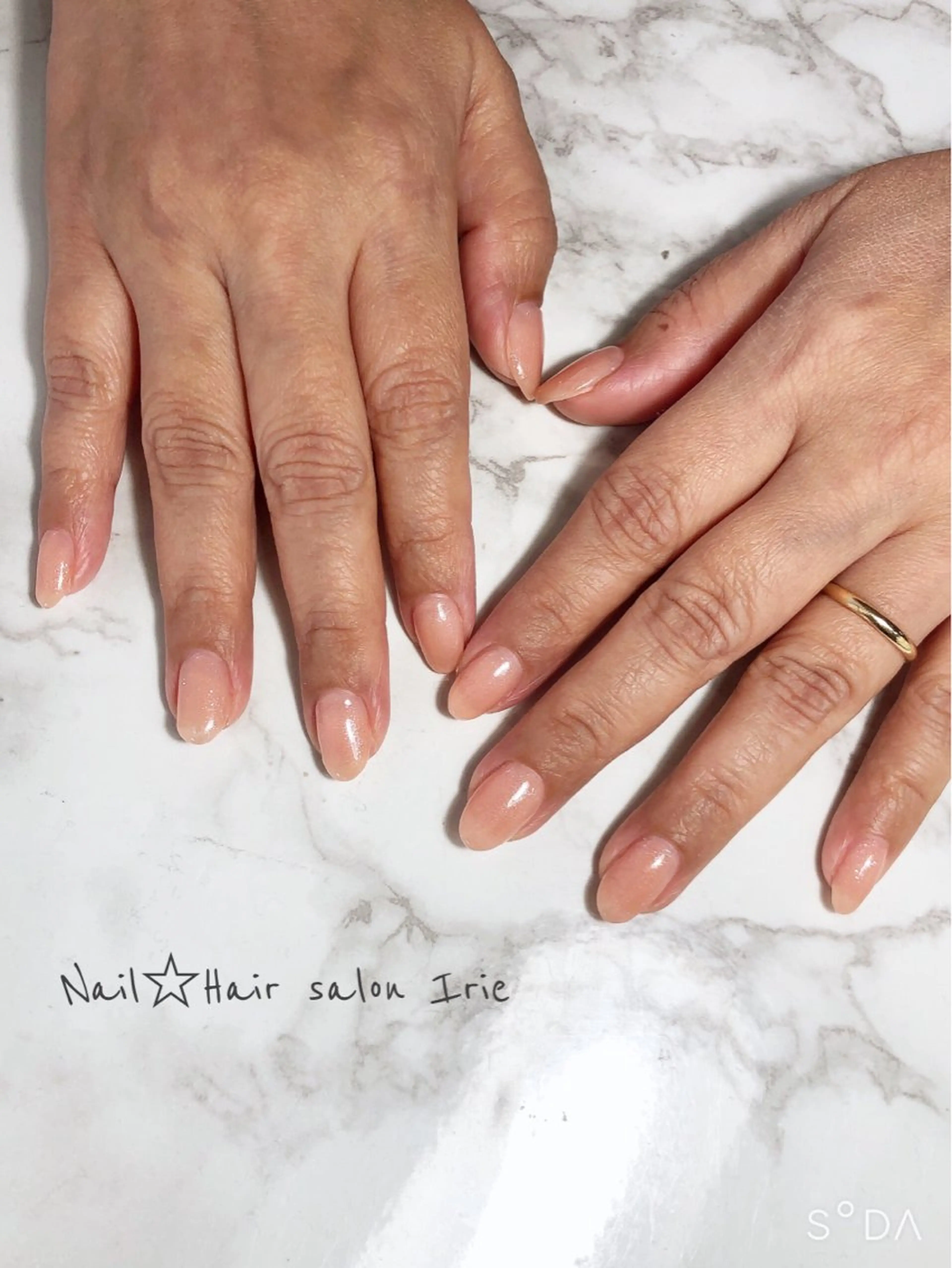ネイル ハンドネイル ハンドケア Hair salon Irie所属・與儀 知佳のネイルデザイン