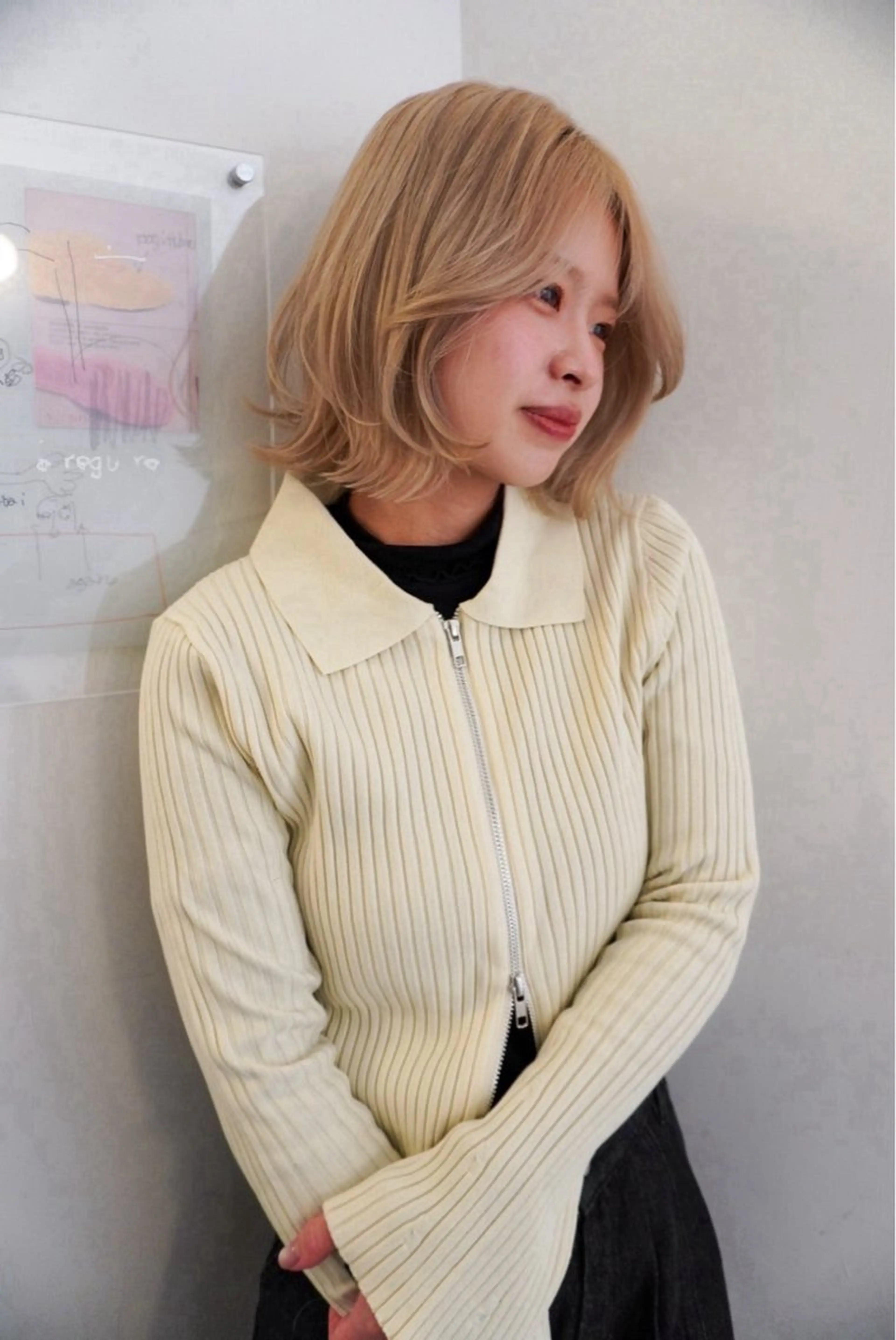 ミディアム カラー ブロンド ハイトーンカラー オレンジ ヘアカラー 名古屋カラーモデル/ 暖色カラー/リカのヘアスタイル