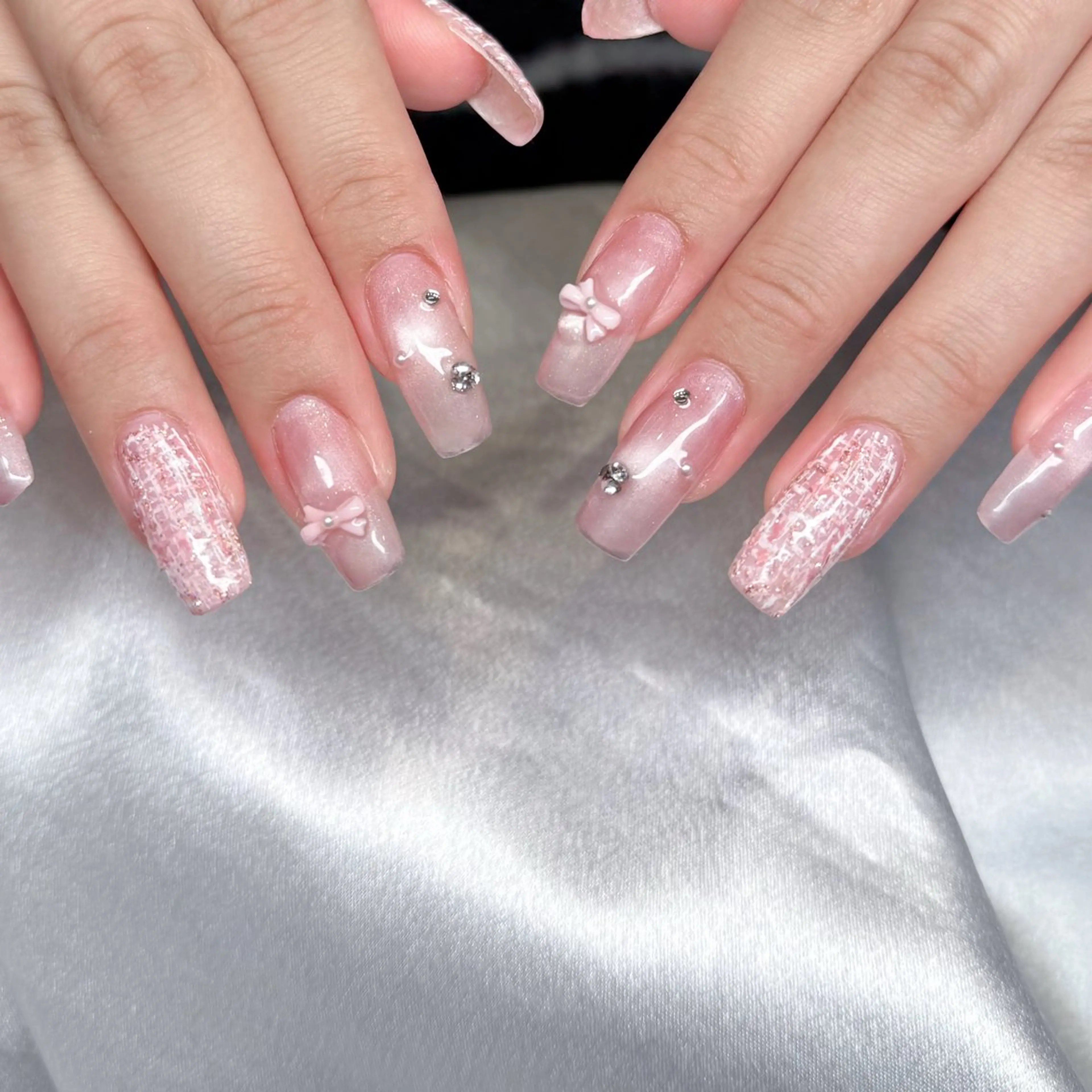 ネイル ハンドネイル mau🩵nail 堺筋本町｜心斎橋のネイルデザイン