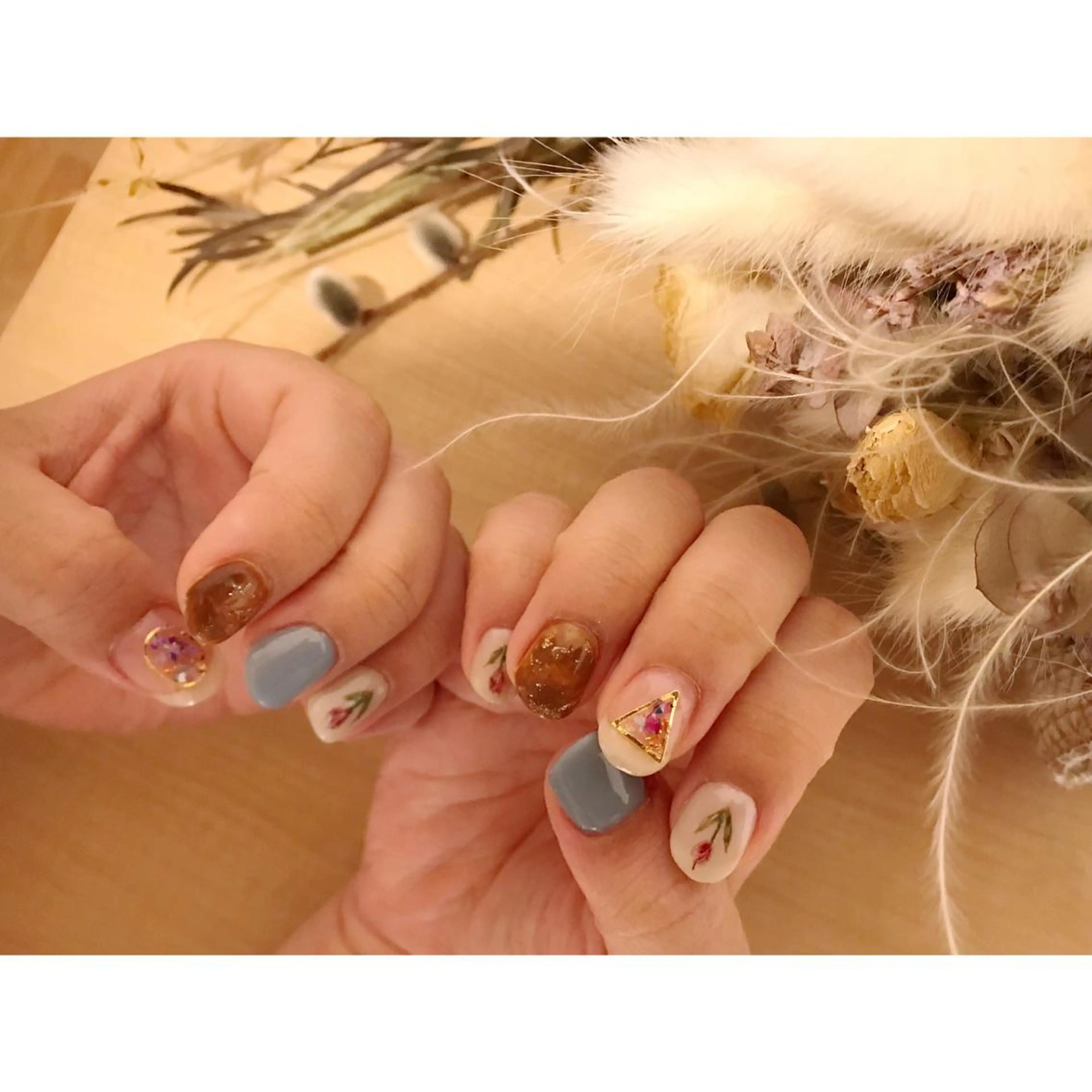 ネイル ハンドネイル フットネイル rebon＊ natsukiのネイルデザイン