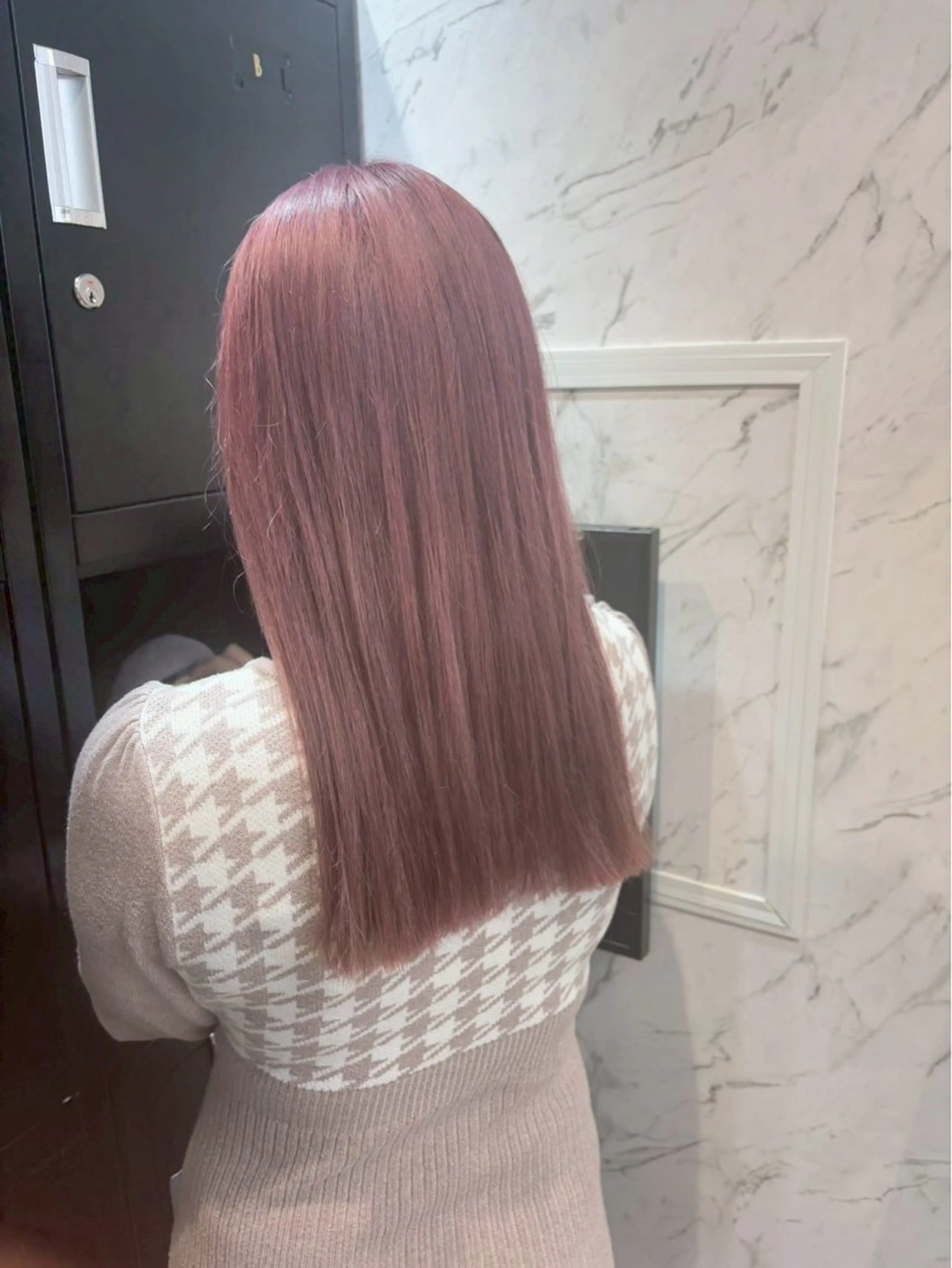 カラー ⋆✦ Leon カット¥1100のヘアスタイル