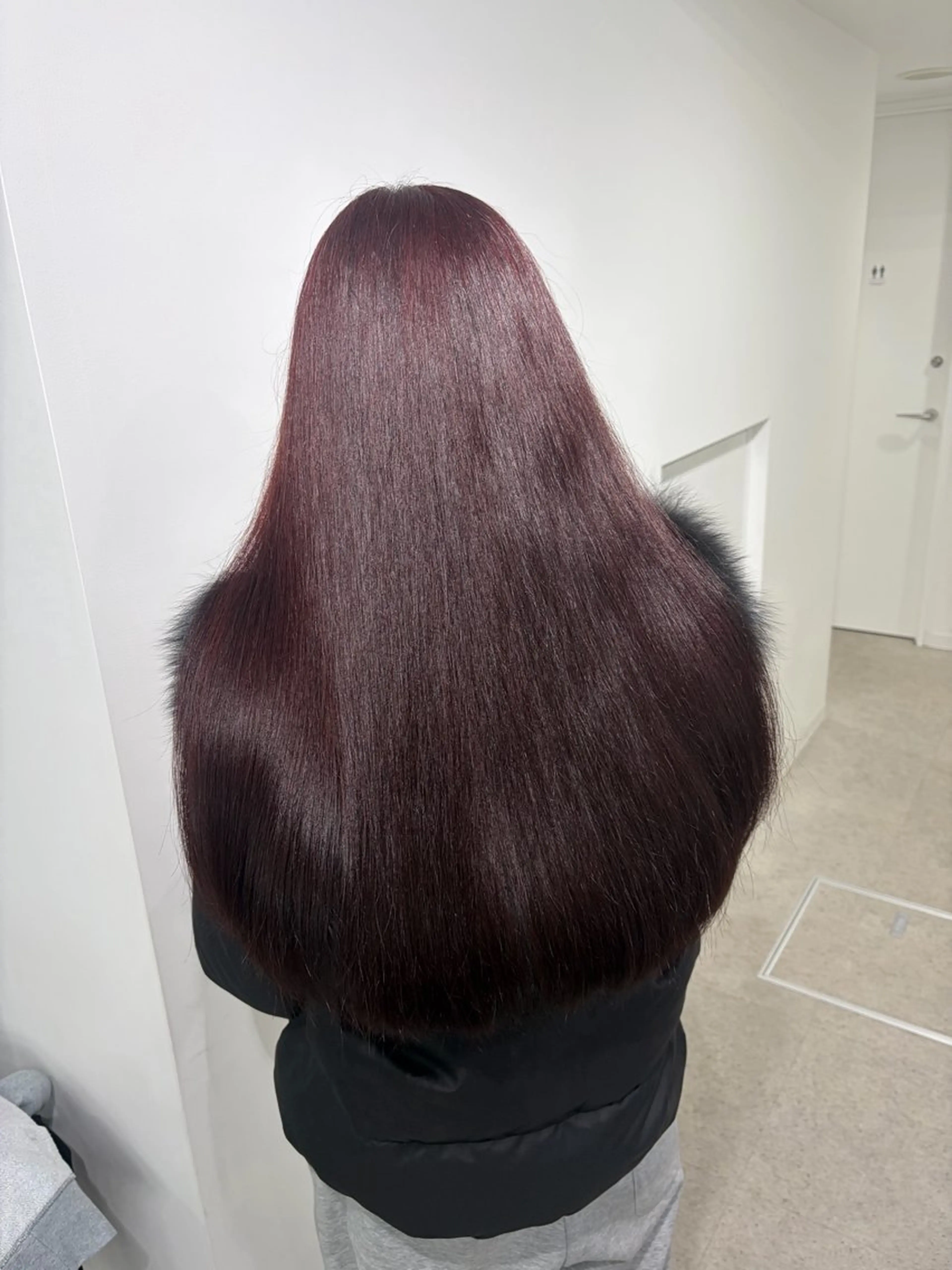 ロング カラー ブリーチ 髪質改善 トリートメント ヘアカラー 💗愛され暖色💗 ピンク/レッド💗のヘアスタイル