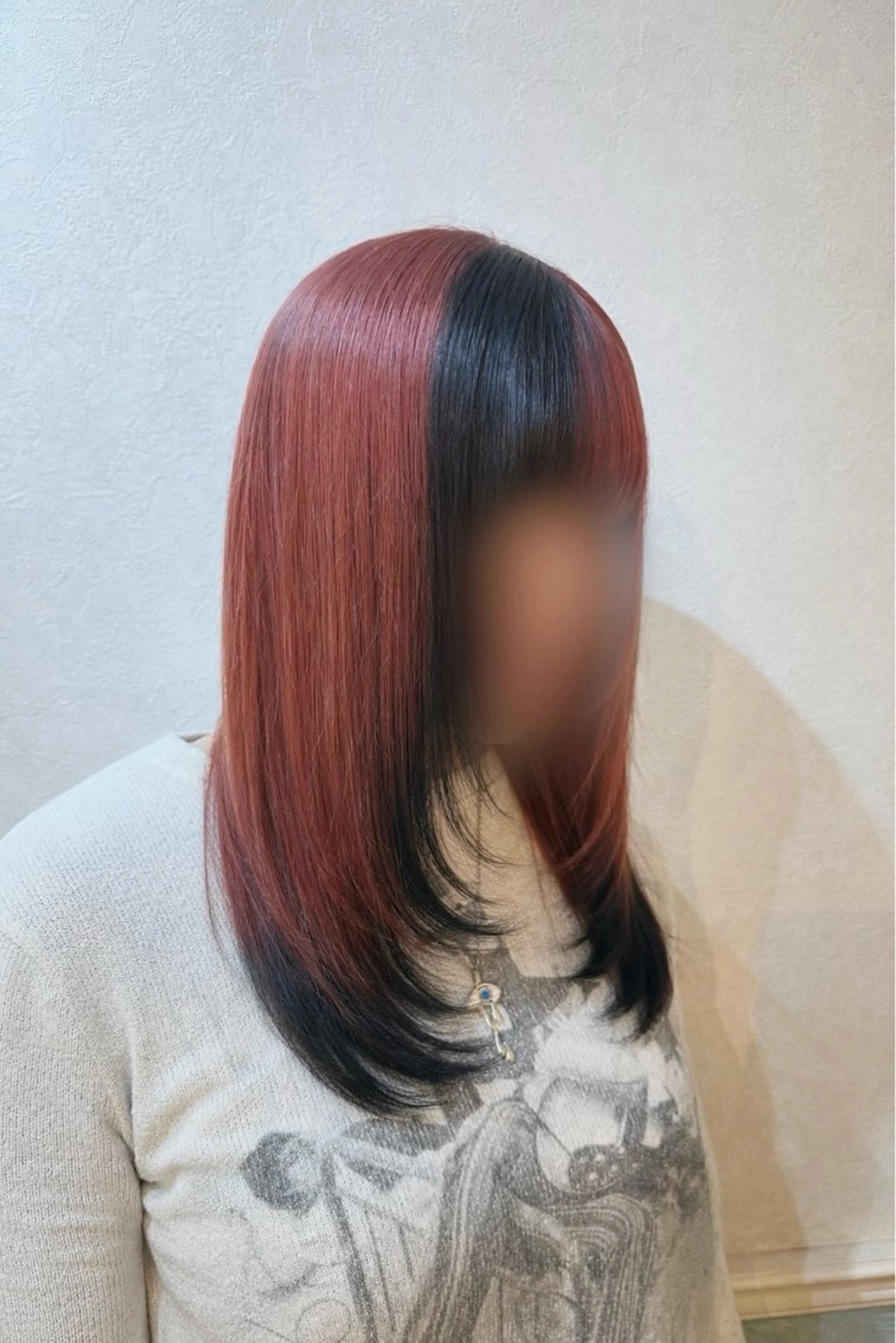 カラー 山口 珠莉のヘアスタイル