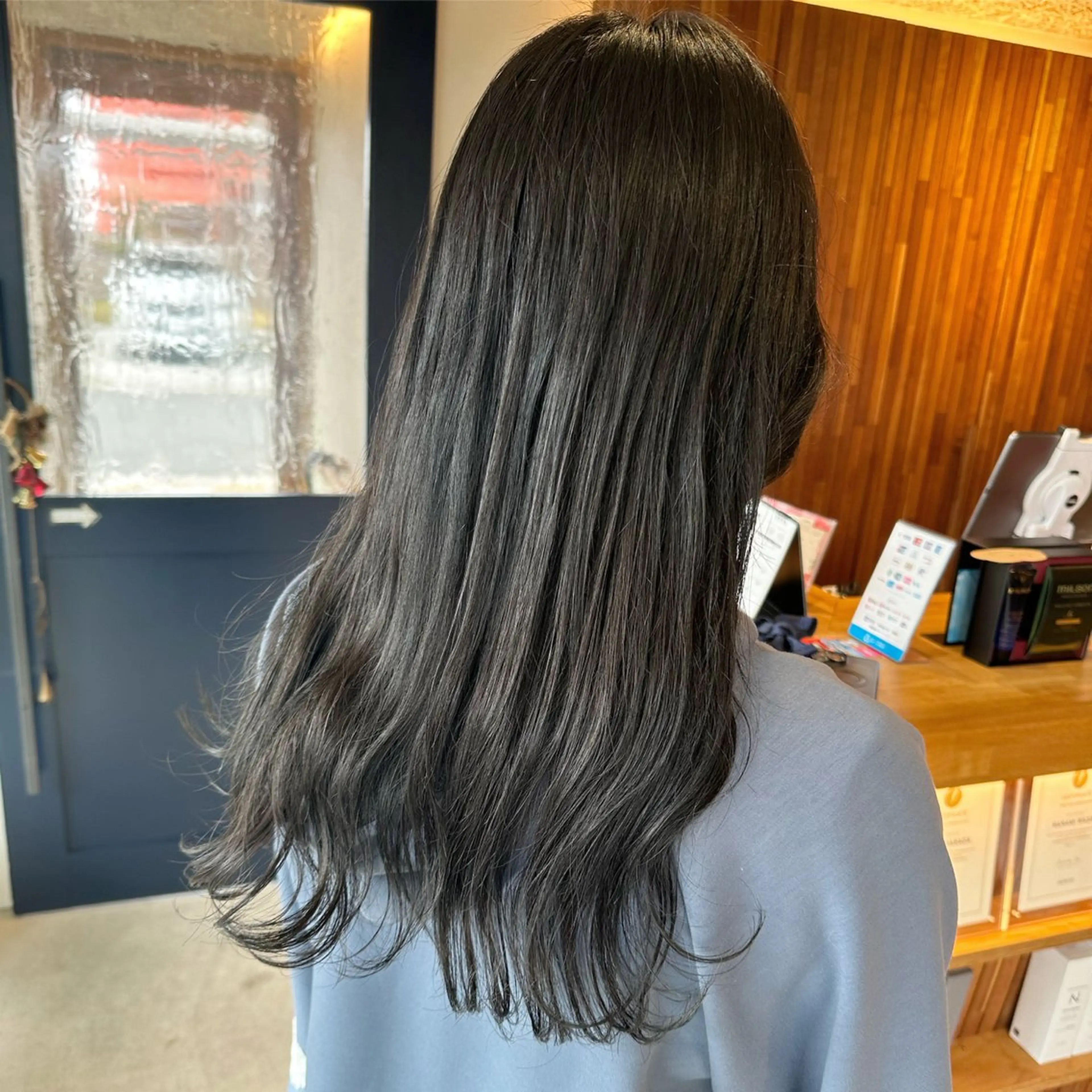 ロング カラー 長谷川 那奈のヘアスタイル