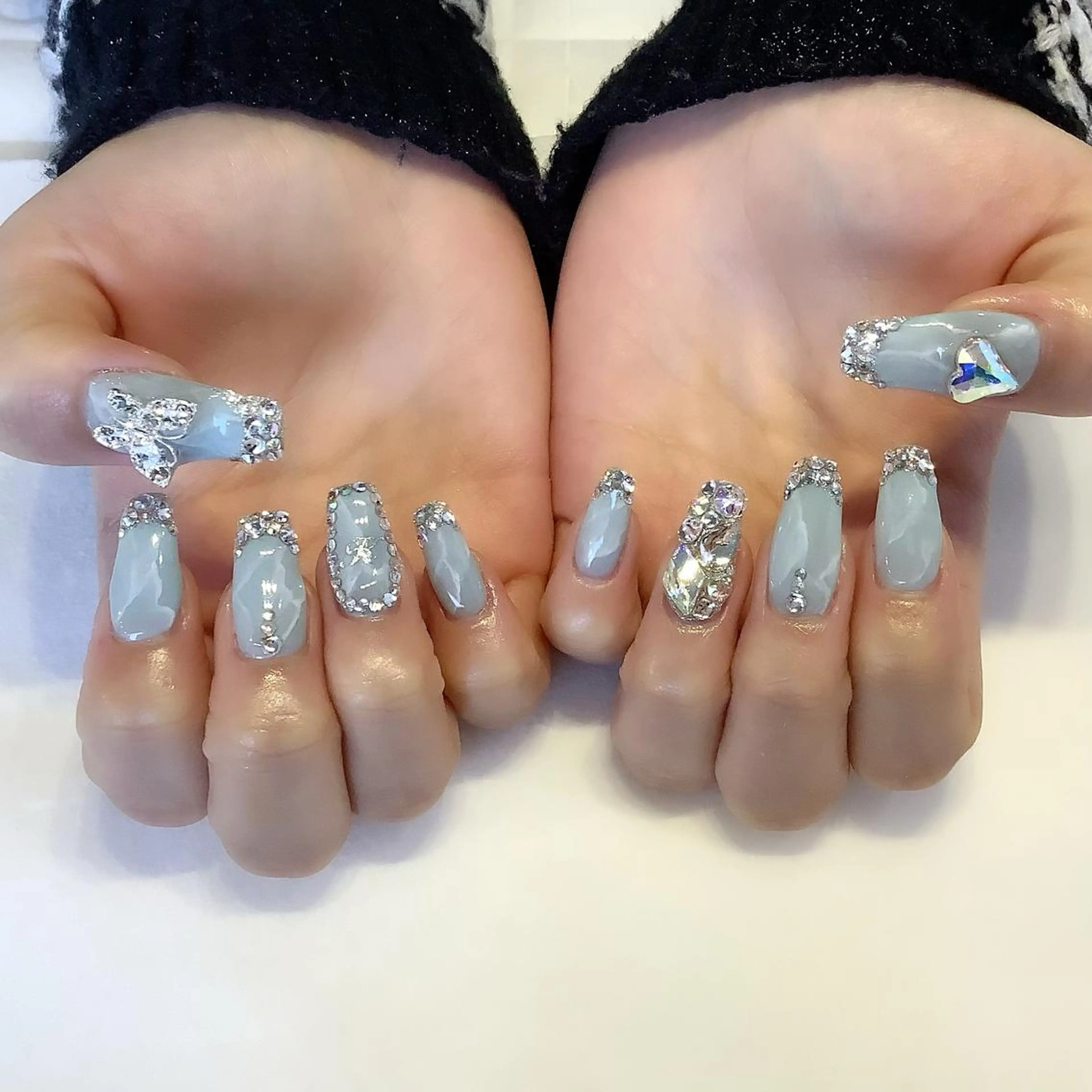 ネイル ハンドネイル 💎🐰 saki. m 🐰💎のネイルデザイン