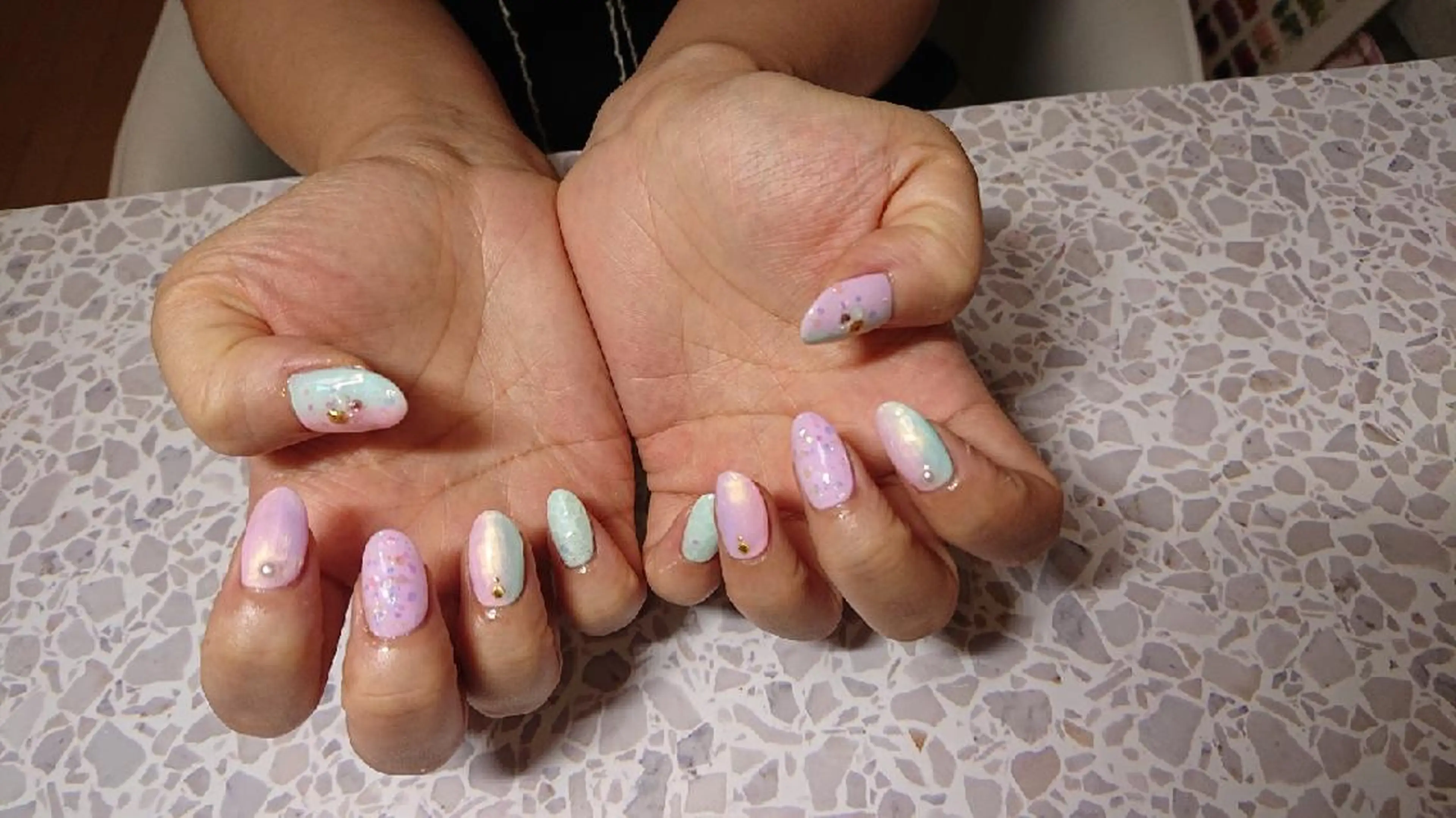 ネイル JEWEL nailのネイルデザイン