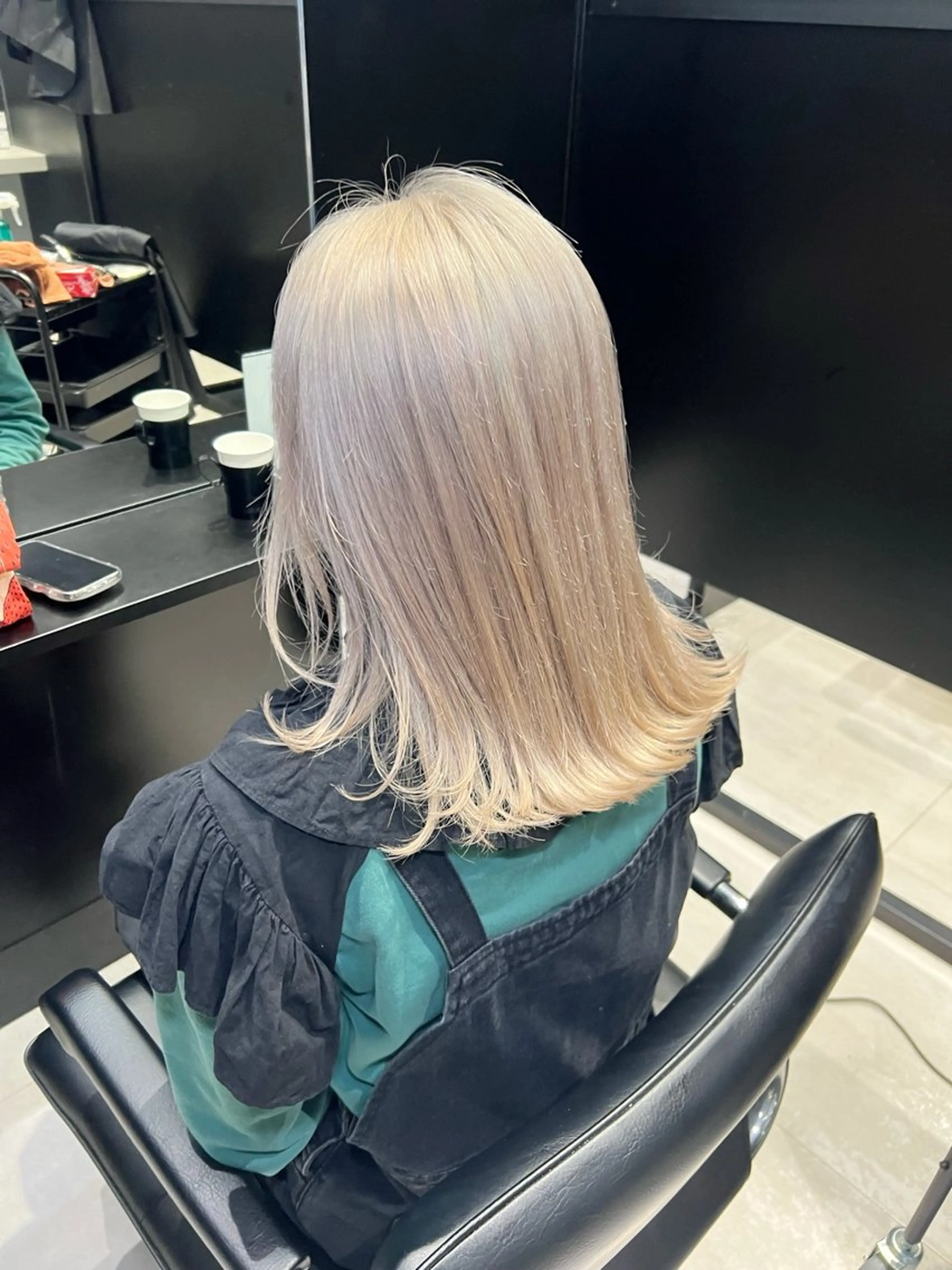 セミロング カラー ヘアカラー トリートメント kimika🥑 メンズ/髪質改善のヘアスタイル