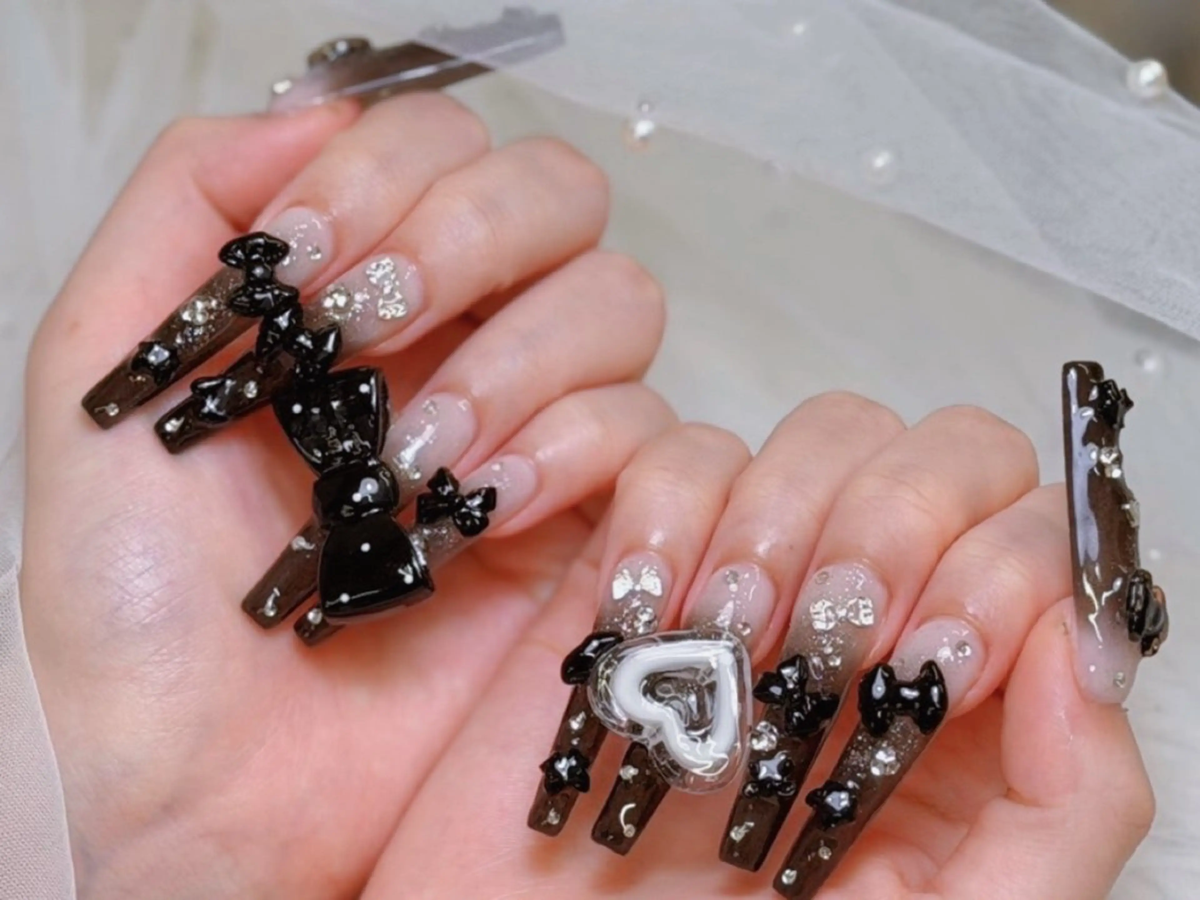 ネイル lucky nail 歌舞伎町のネイルデザイン