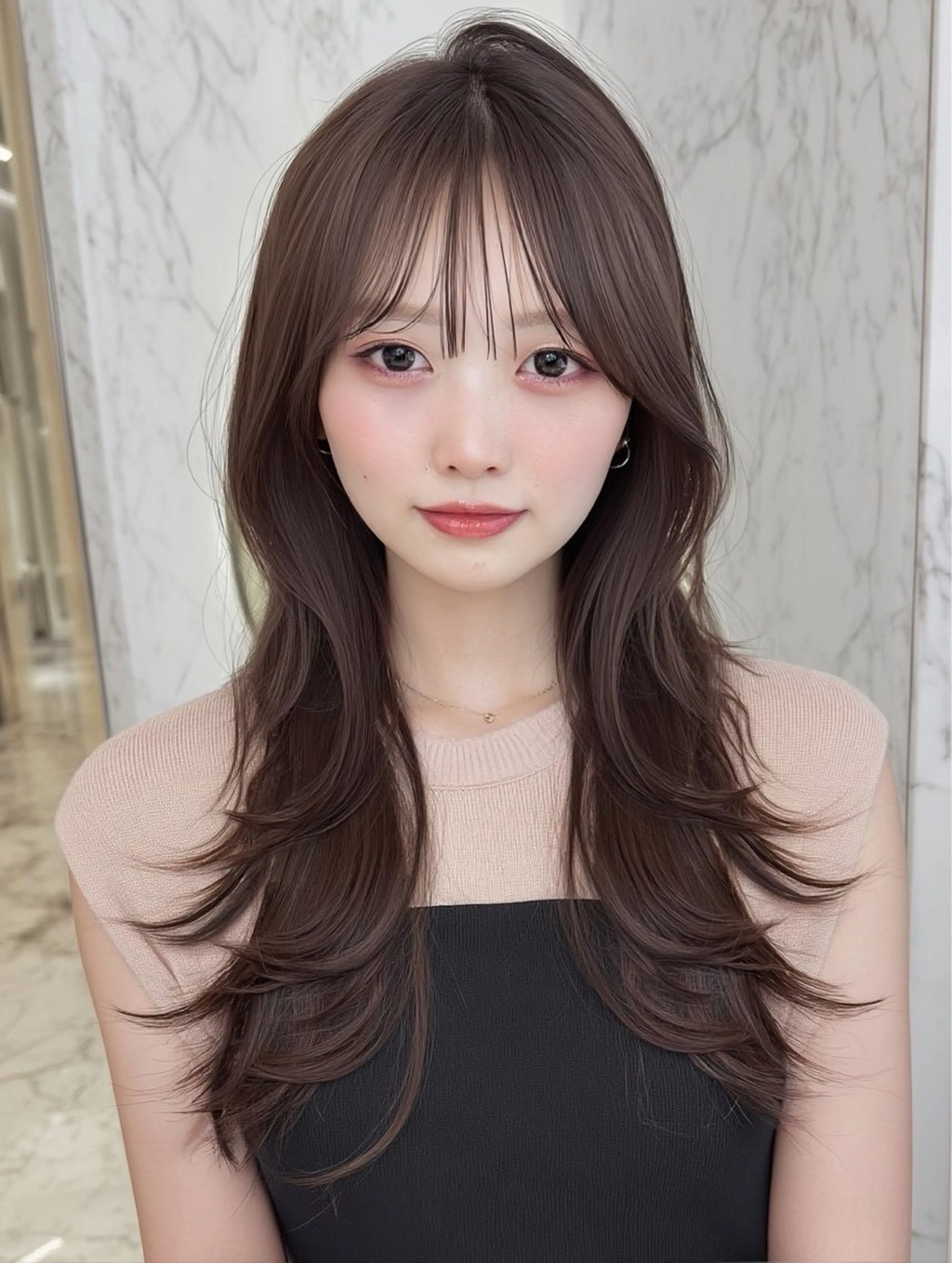 ロング 栁原 舞琴のヘアスタイル