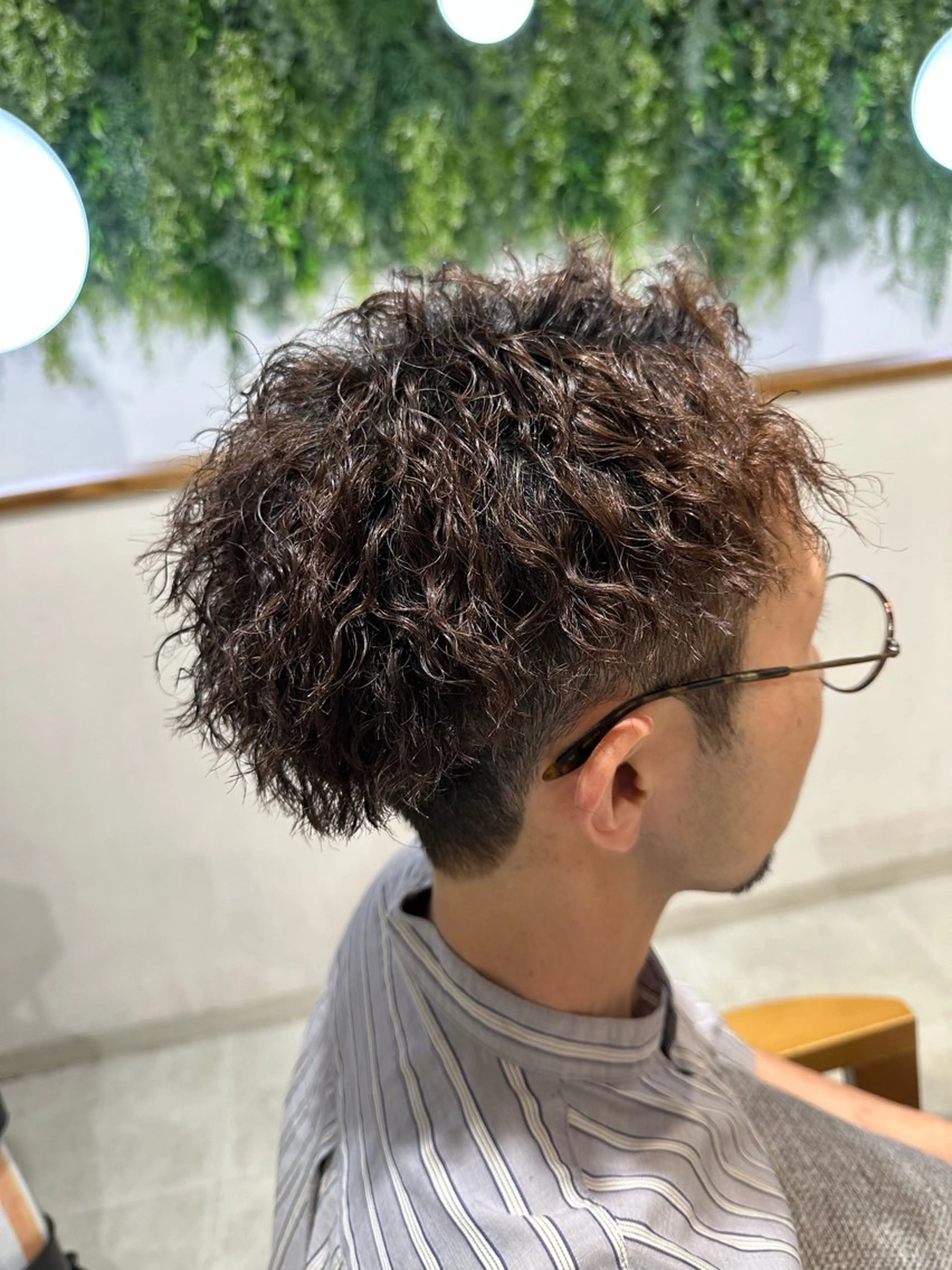 メンズ メンズパーマ 学生(メンズ向け) 白髪ぼかし/メッシュ ハイライト/ゆうとのヘアスタイル