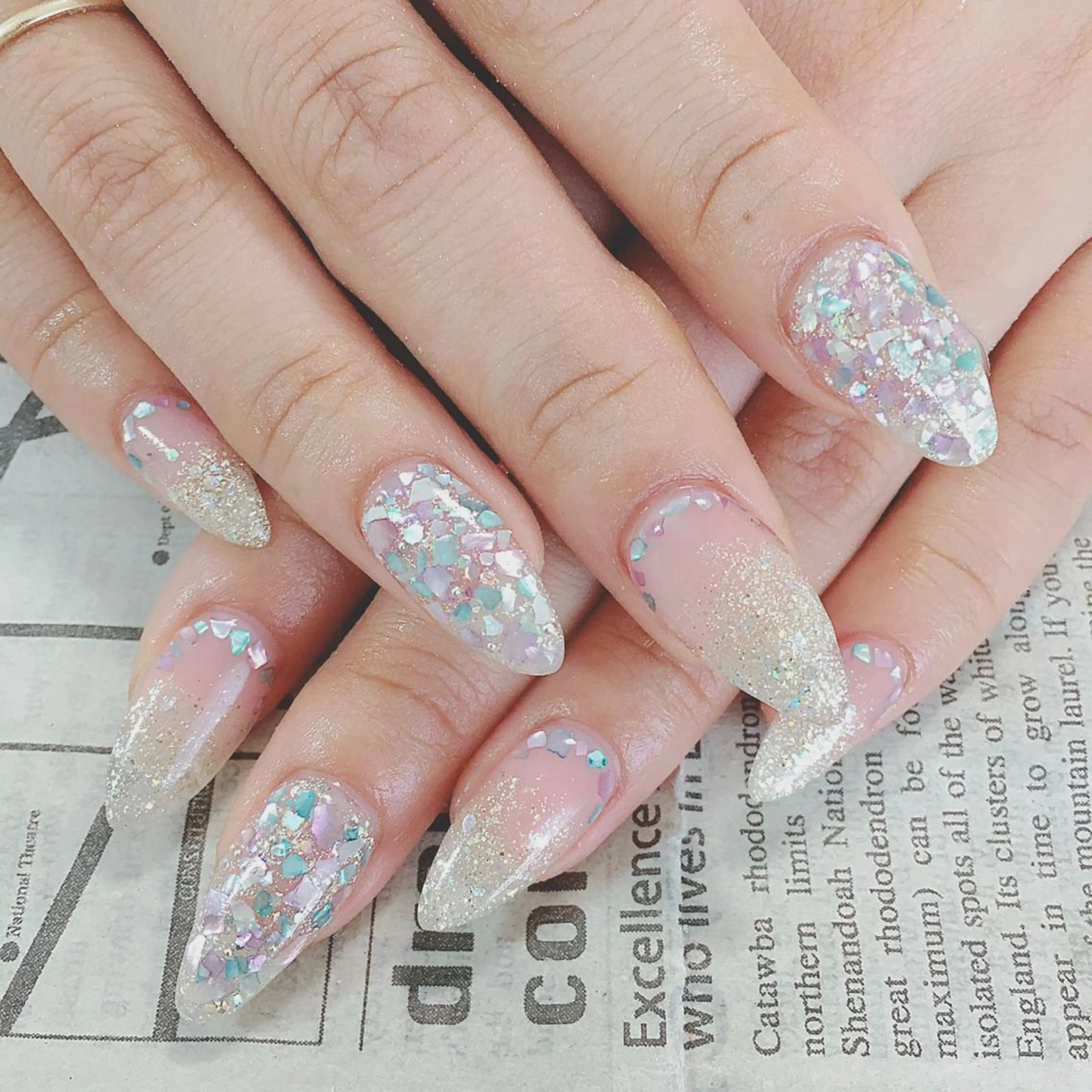 ネイル ハンドネイル ハンドケア 森山 舞のネイルデザイン