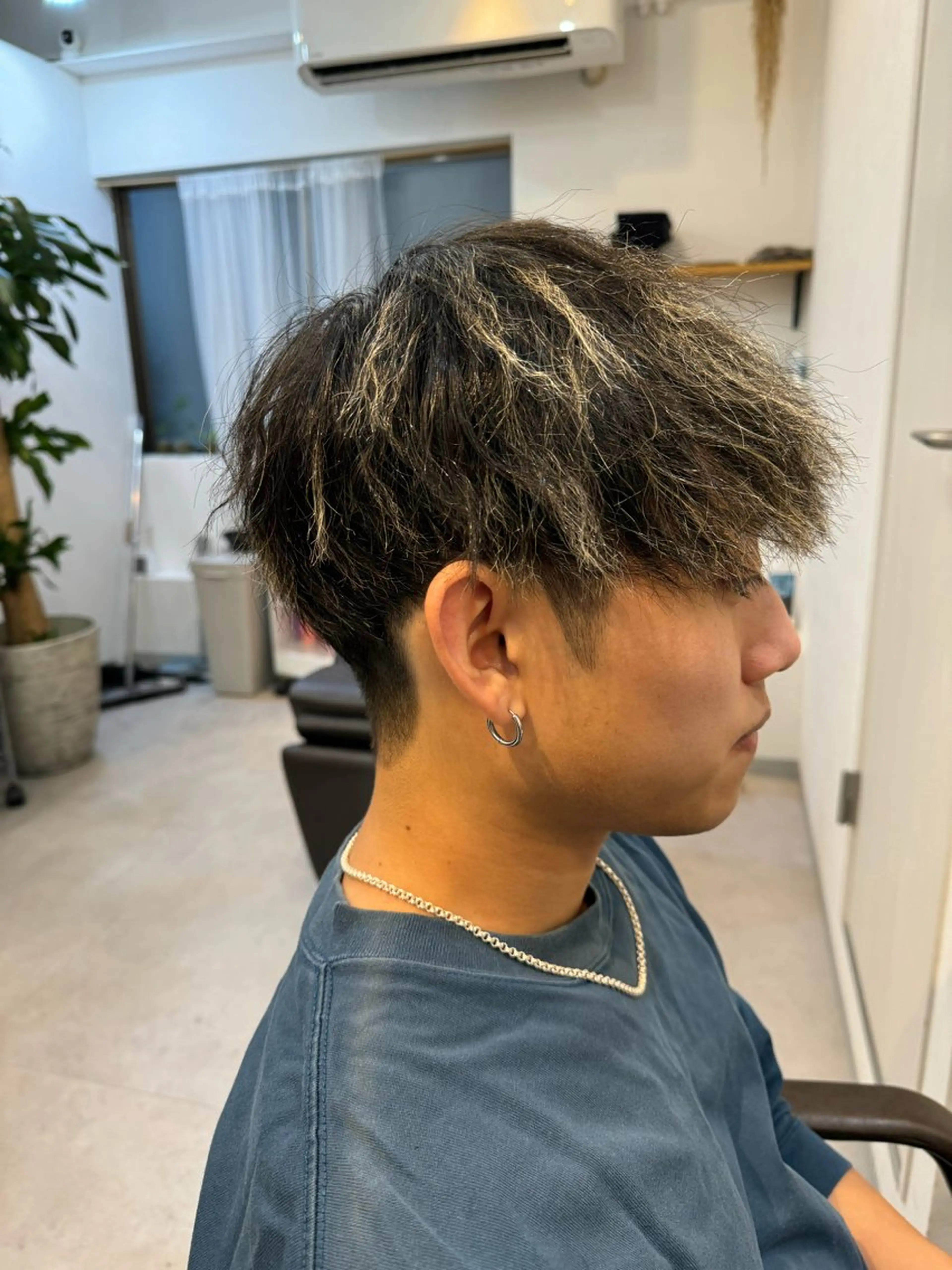 ミディアム メンズ カット ヘッドスパ 似合う髪型が 分からない方へのヘアスタイル