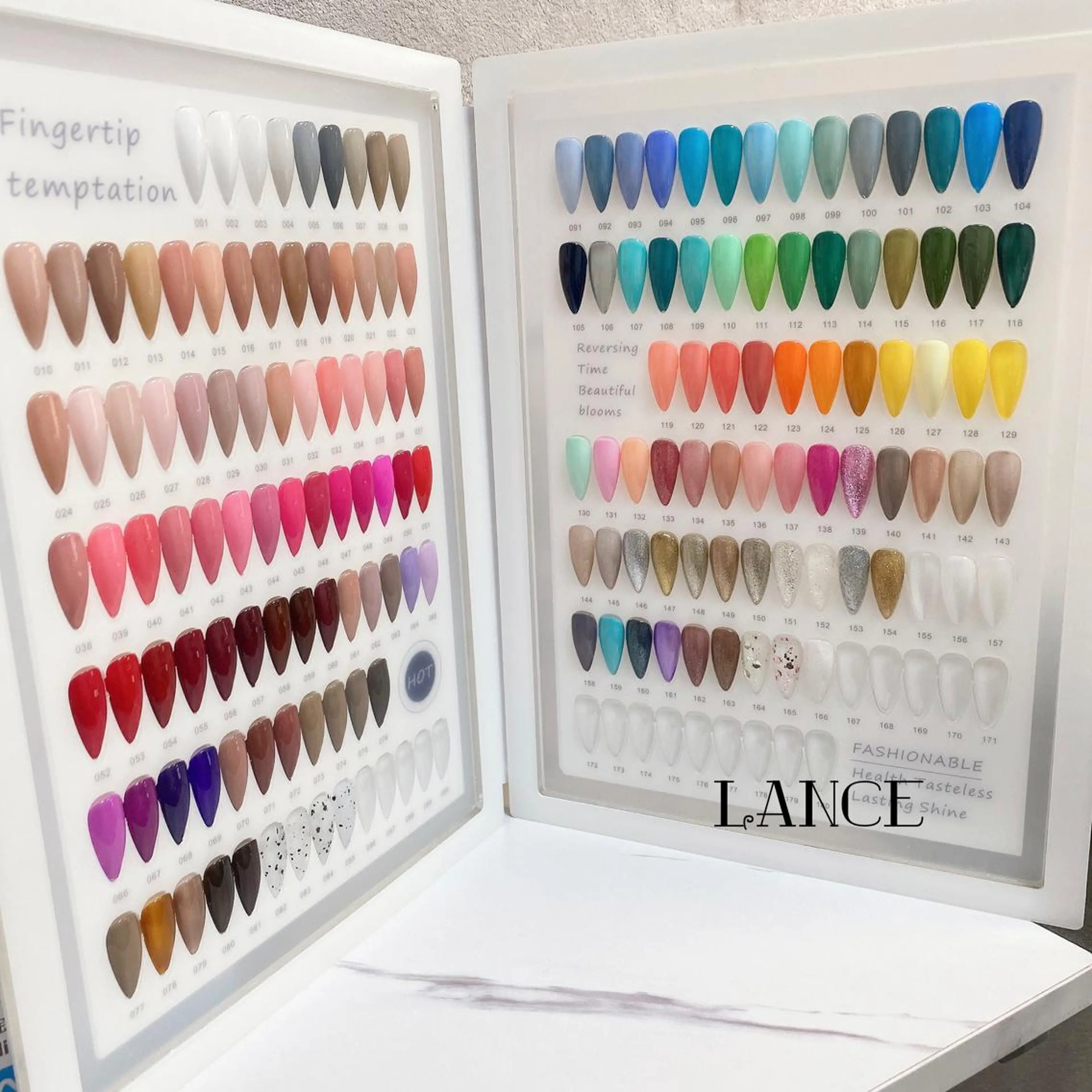 ミディアム ハンドネイル Lance nailのネイルデザイン