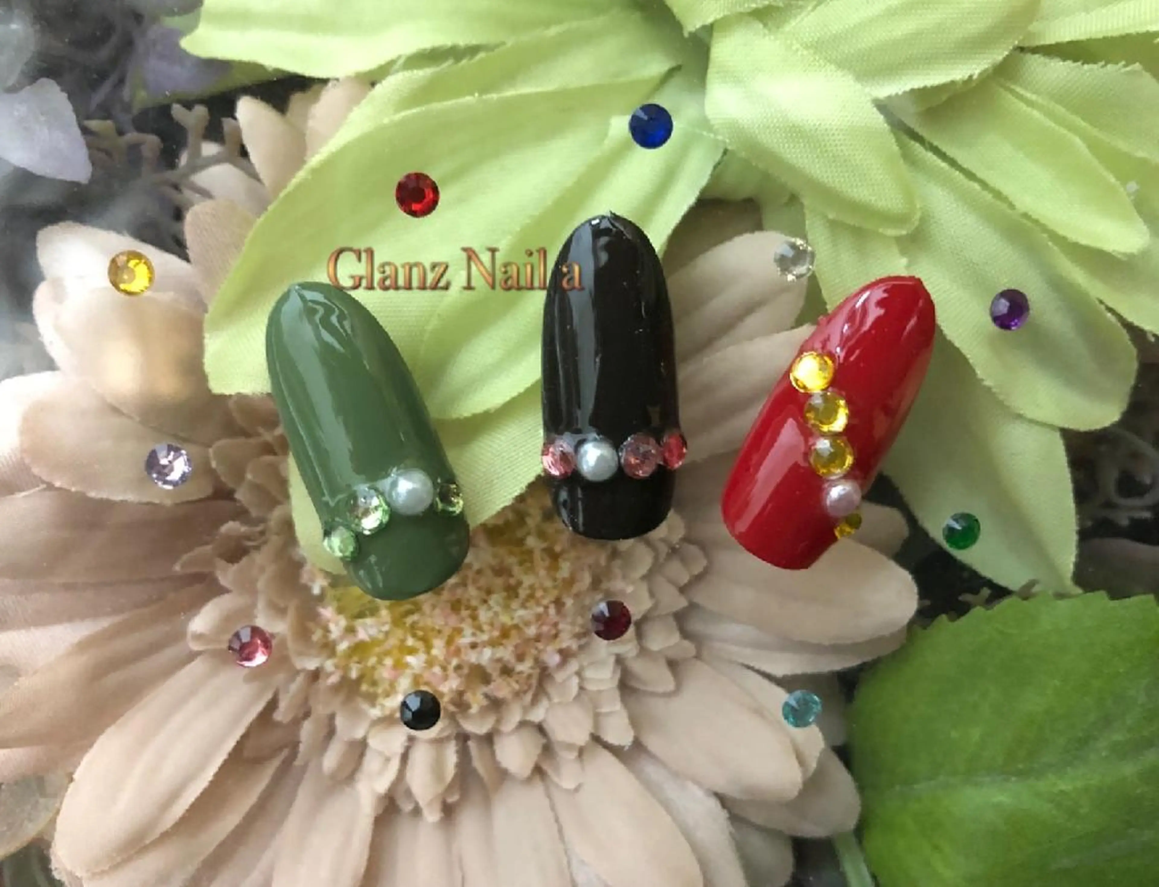 ネイル キラキラネイル ストーンネイル Glanz  Nail aのネイルデザイン