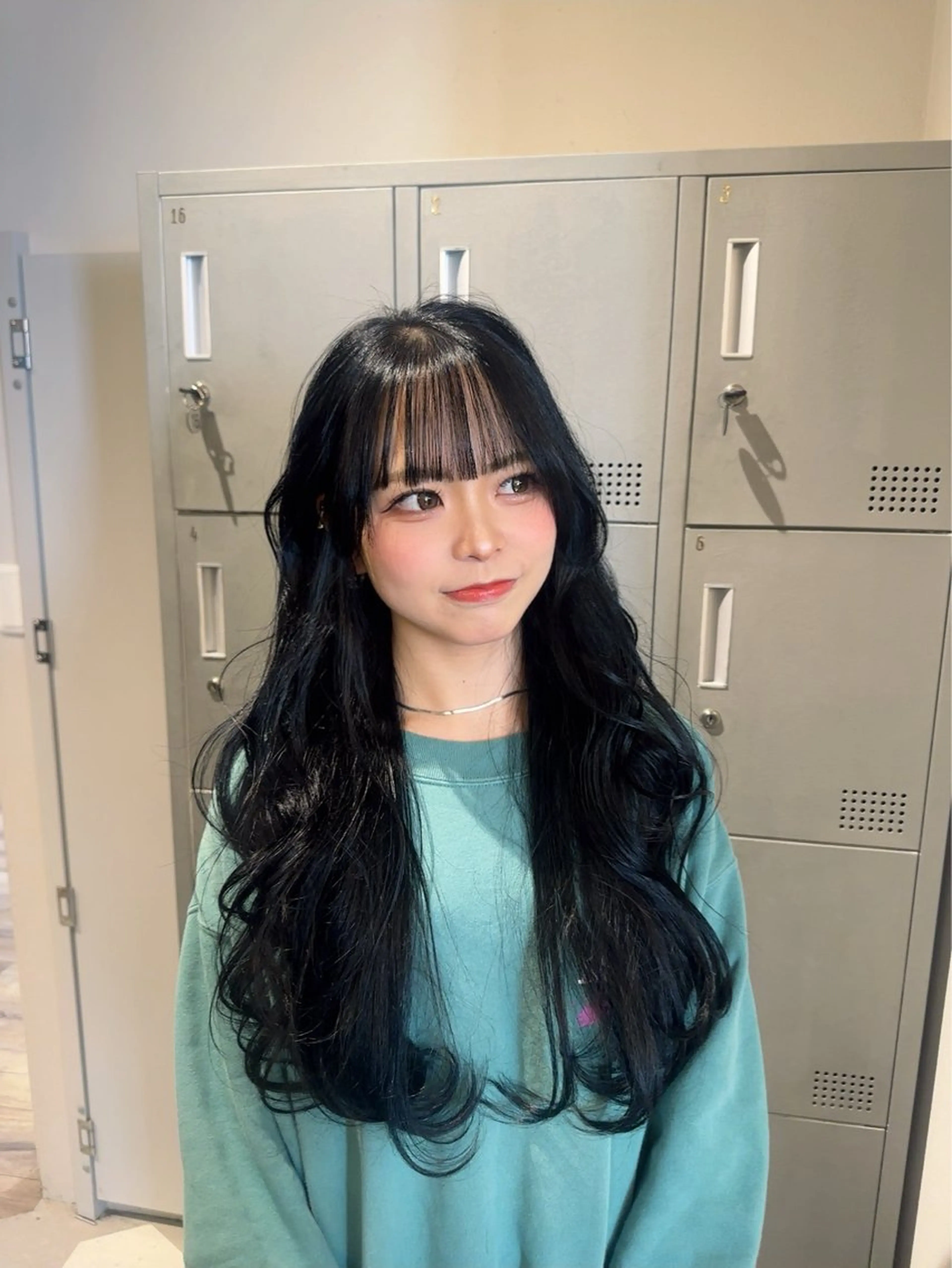 ロング カット ヘアカラー 透け感オリーブ/レイ ヤーカット/KaHoのヘアスタイル