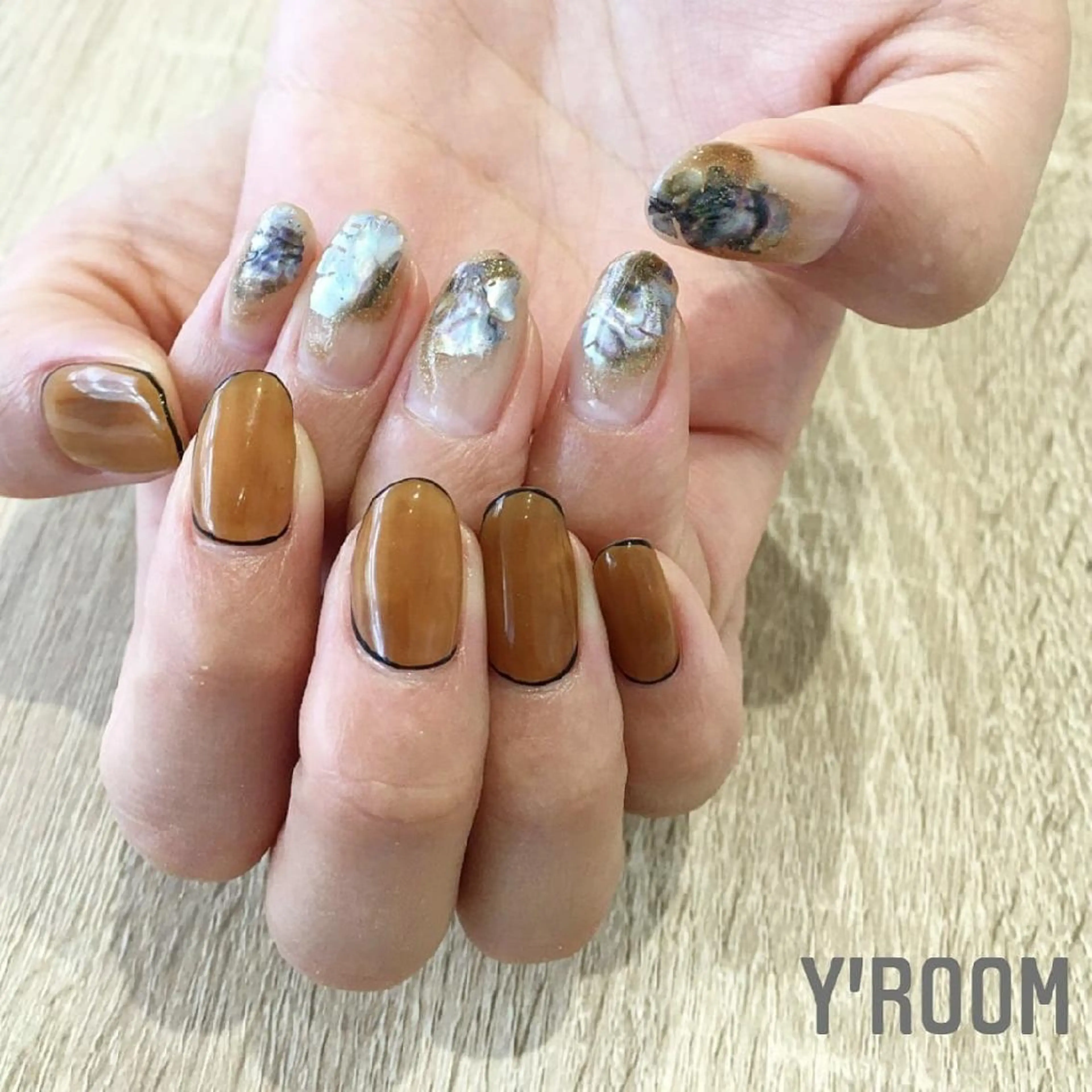 ネイル フラッシュネイル ジェルネイル マグネットネイル ニュアンスネイル ワンカラーネイル ハンドネイル YUKA （ネイリスト）のネイルデザイン