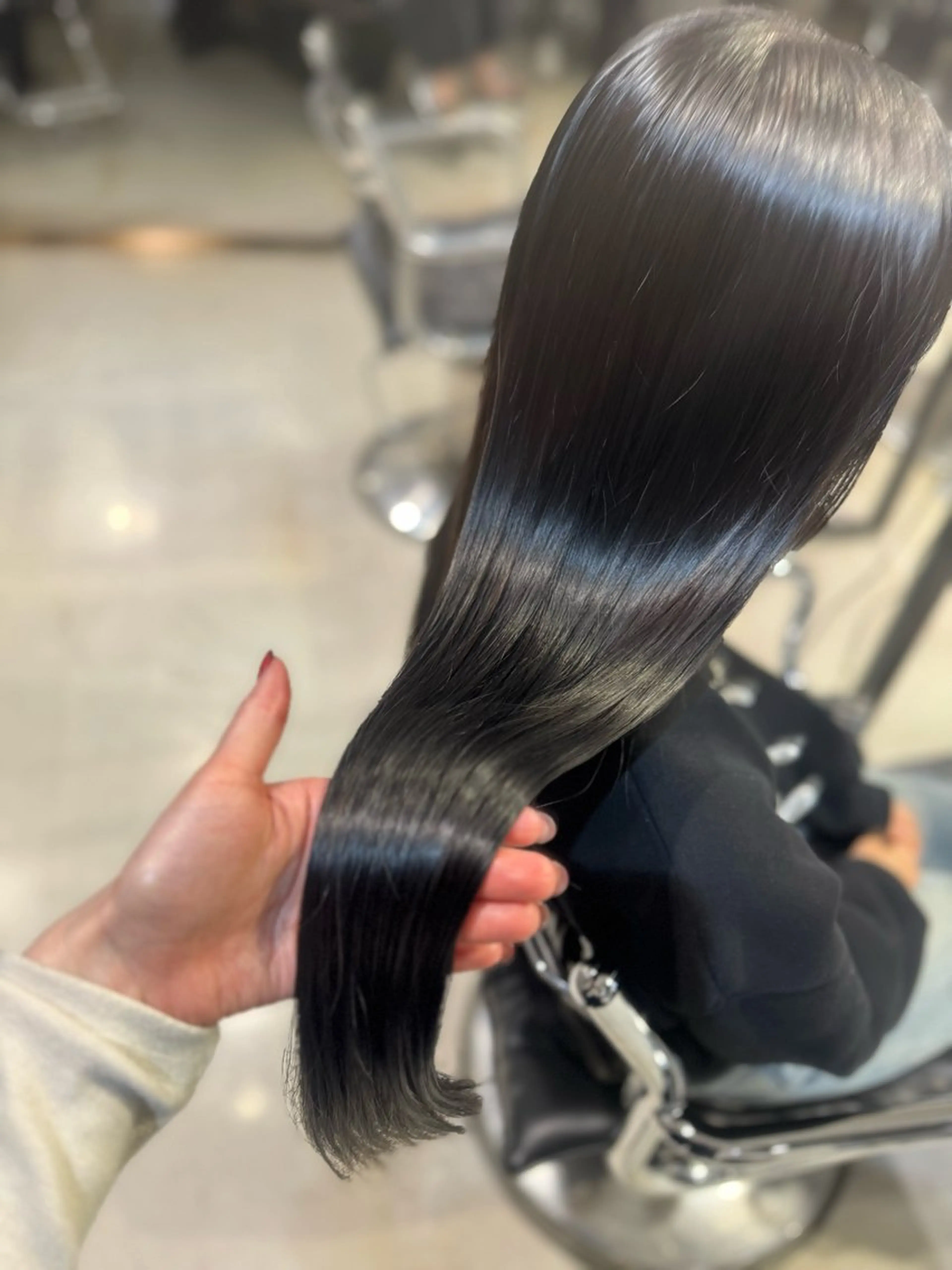 ロング カラー パーマ ヘアアレンジ カット ヘアカラー 縮毛矯正 トリートメント ヘアセット 透明感/オリーブ/ グレージュ/YUKAのヘアスタイル