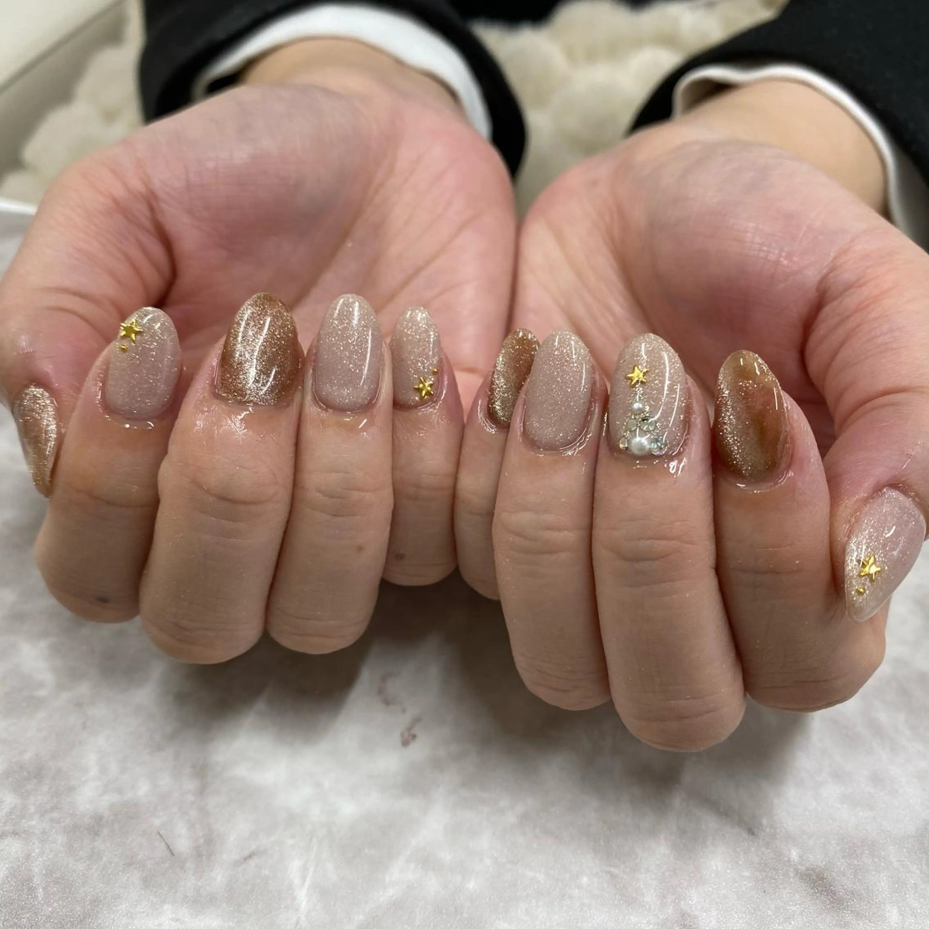 ネイル マグネットネイル 冬ネイル クリスマス Raybeauty marinaのネイルデザイン