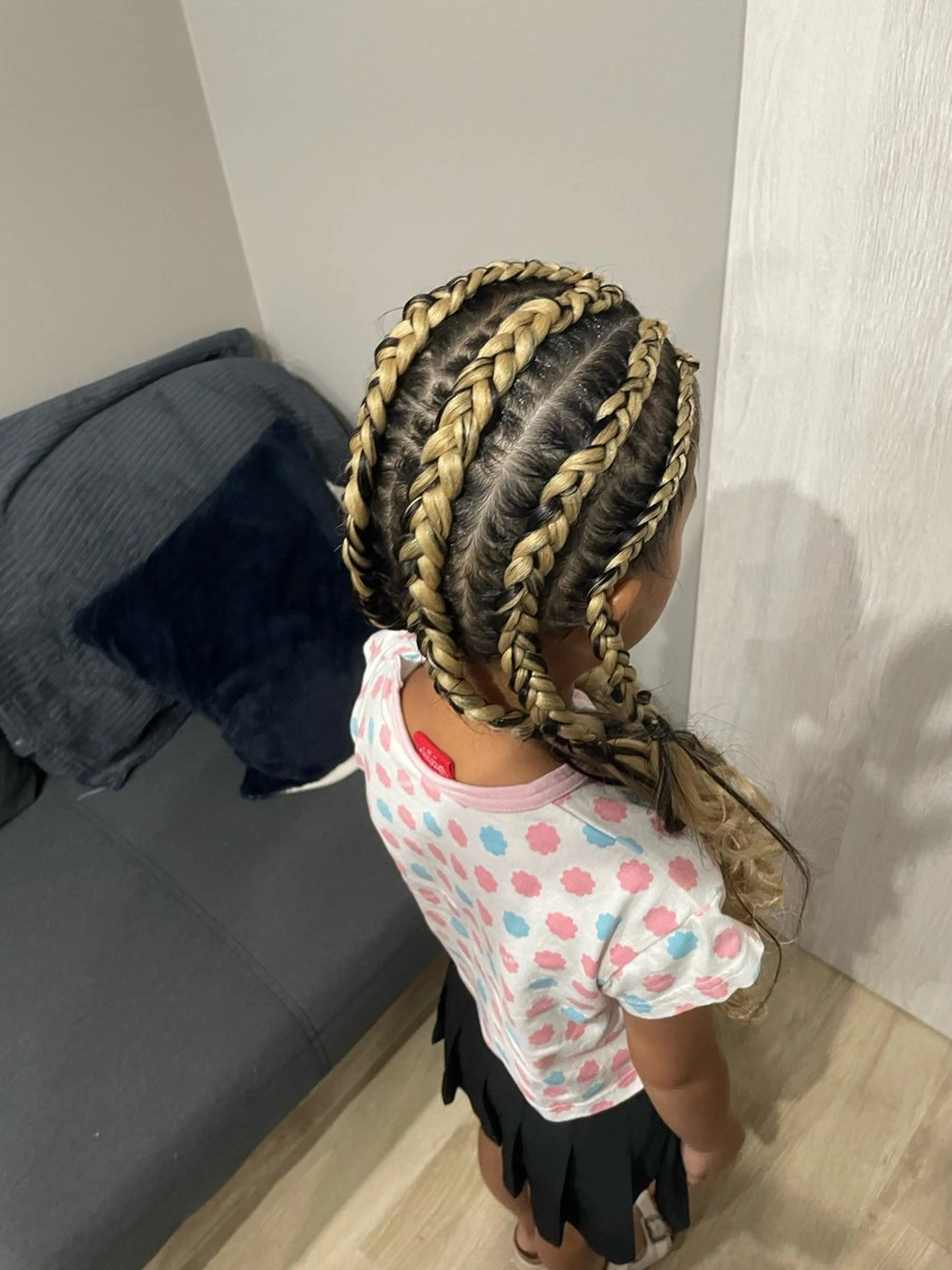 ヘアアレンジ キッズ ヘアセット Hair room Leaのヘアスタイル