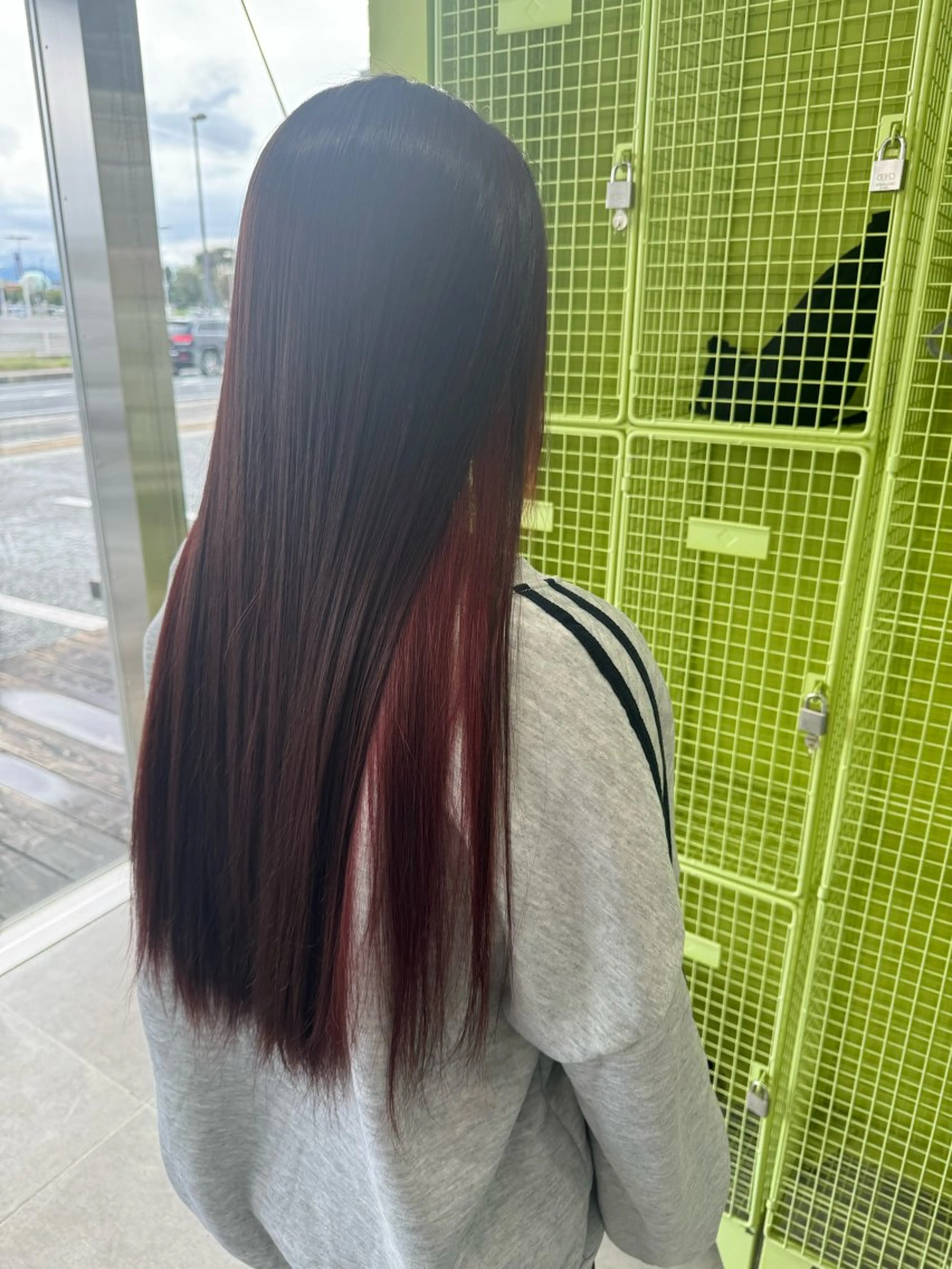 ロング カラー 【earth】 伊桜莉のヘアスタイル