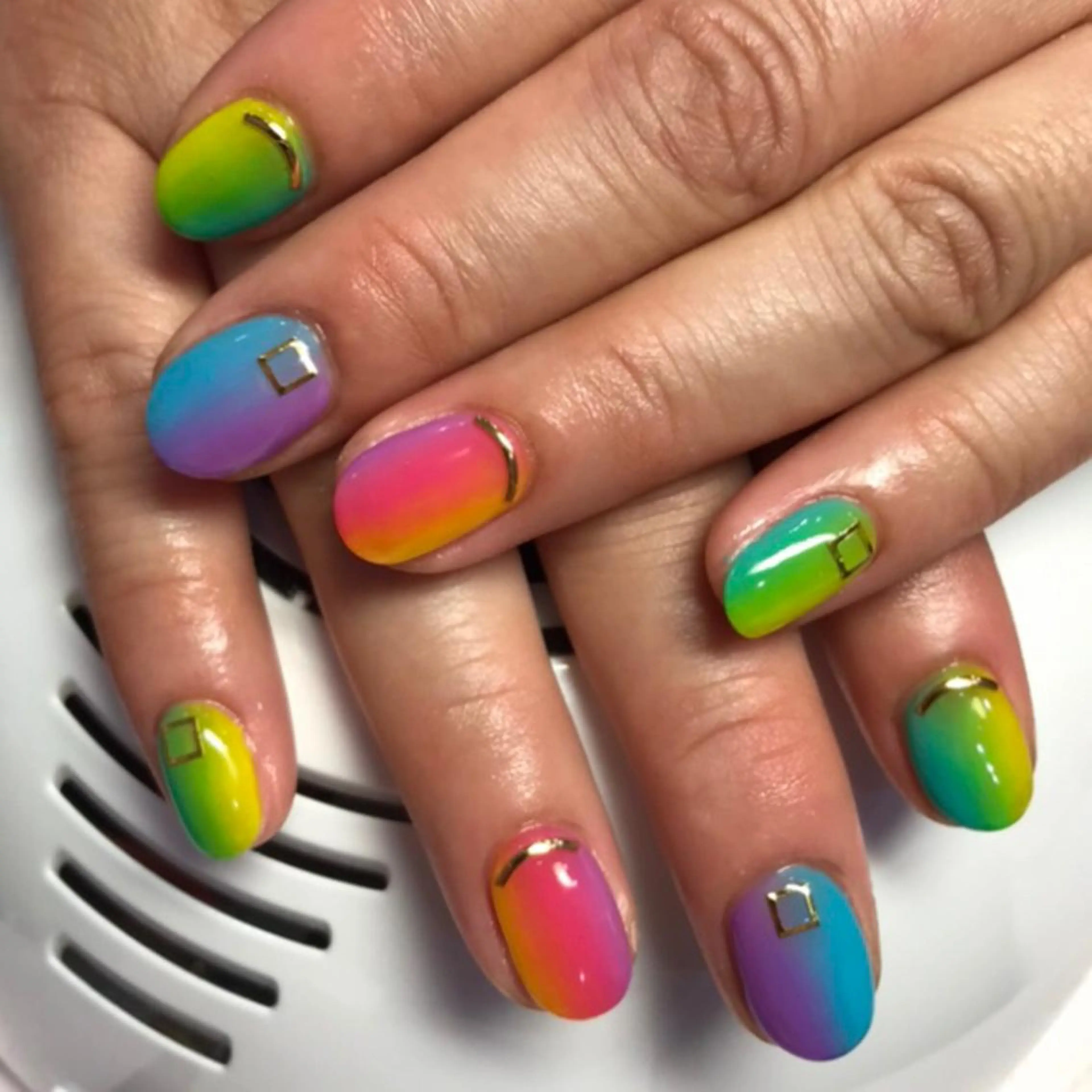 ネイル ハンドネイル 💅chainail _aiのネイルデザイン