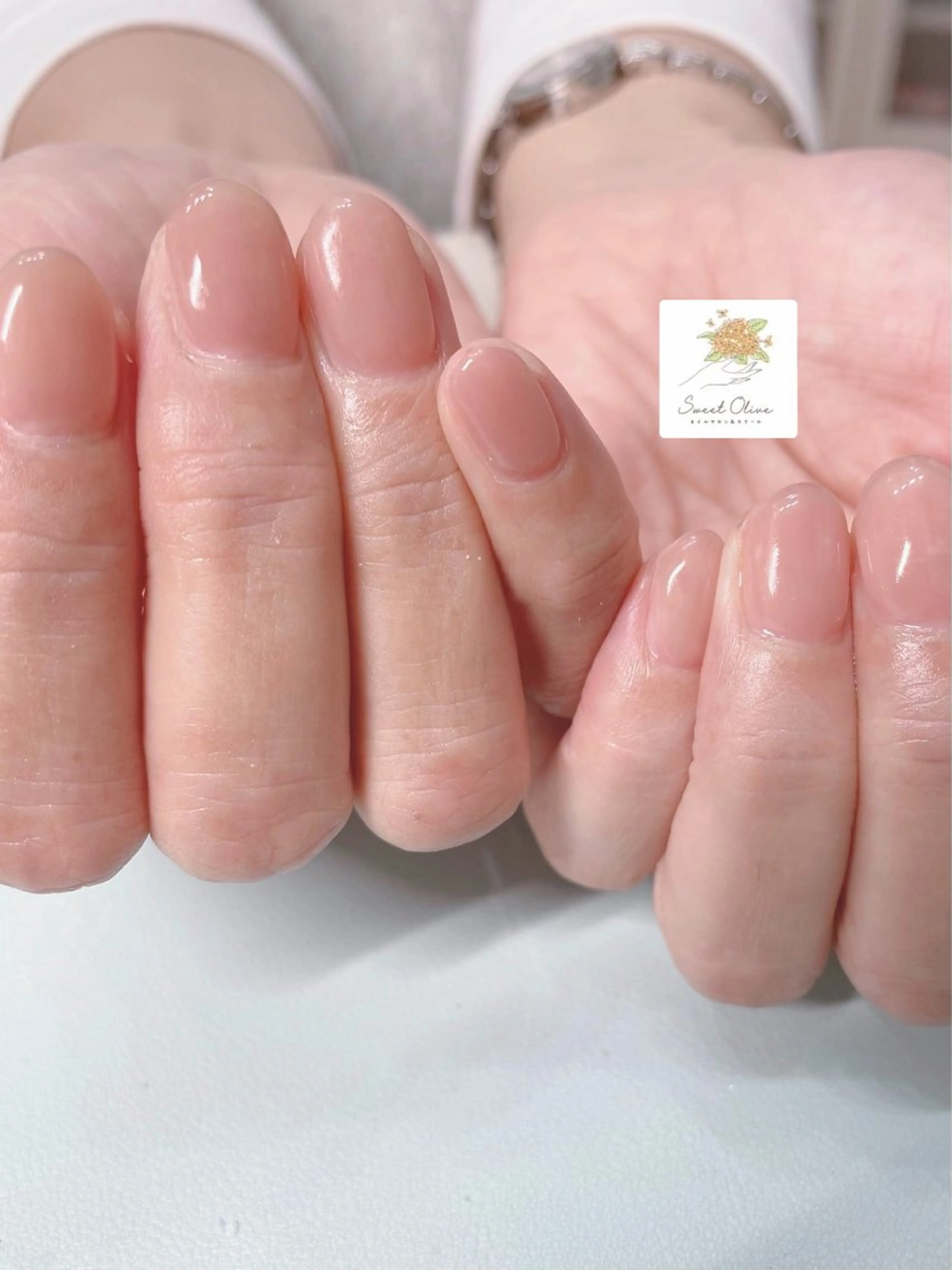 ネイル ワンカラーネイル ハンドネイル SweetOlive Chinatsuのネイルデザイン