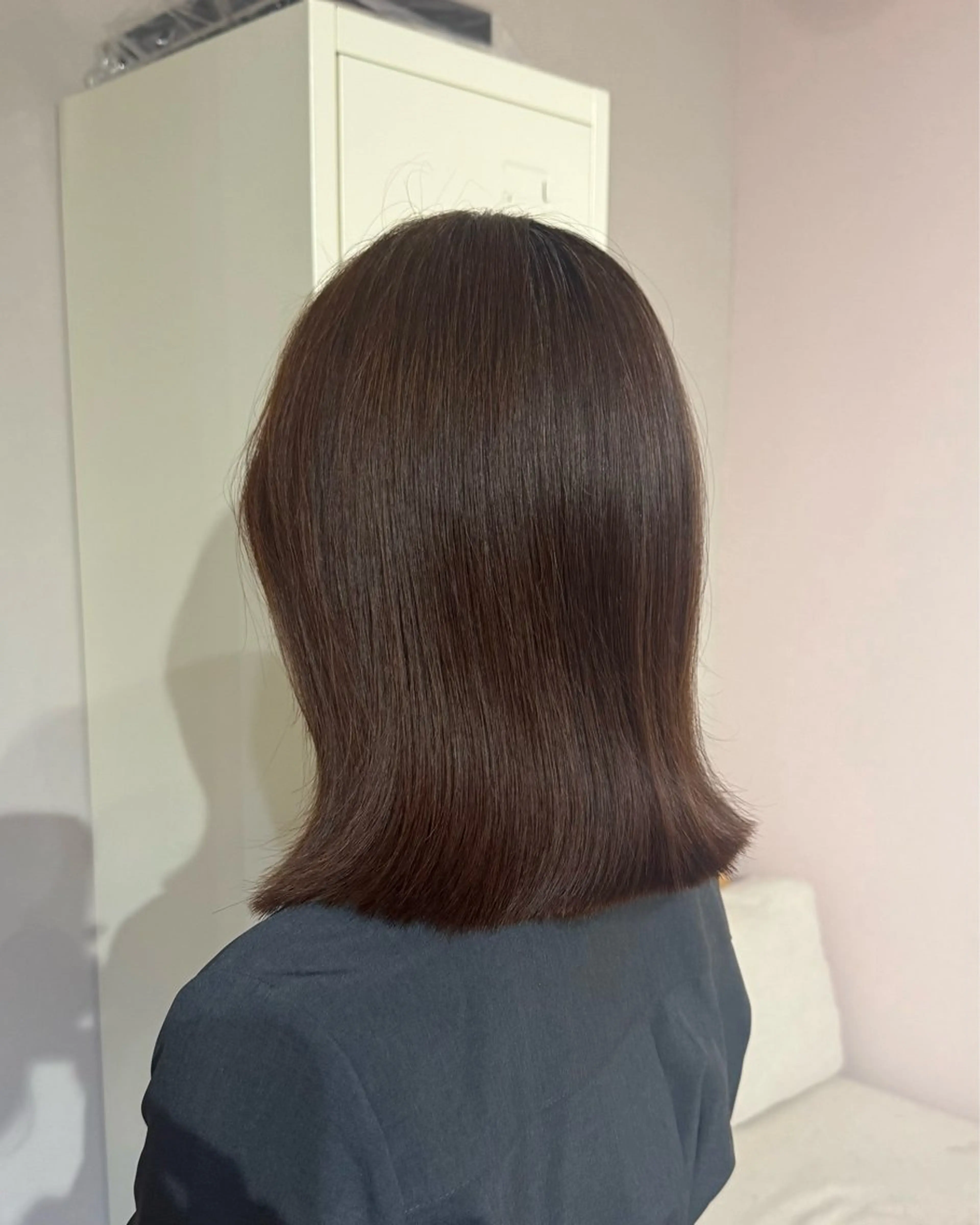 ミディアム カット トリートメント レイヤー/顔周り 透明感カラー🥂のヘアスタイル