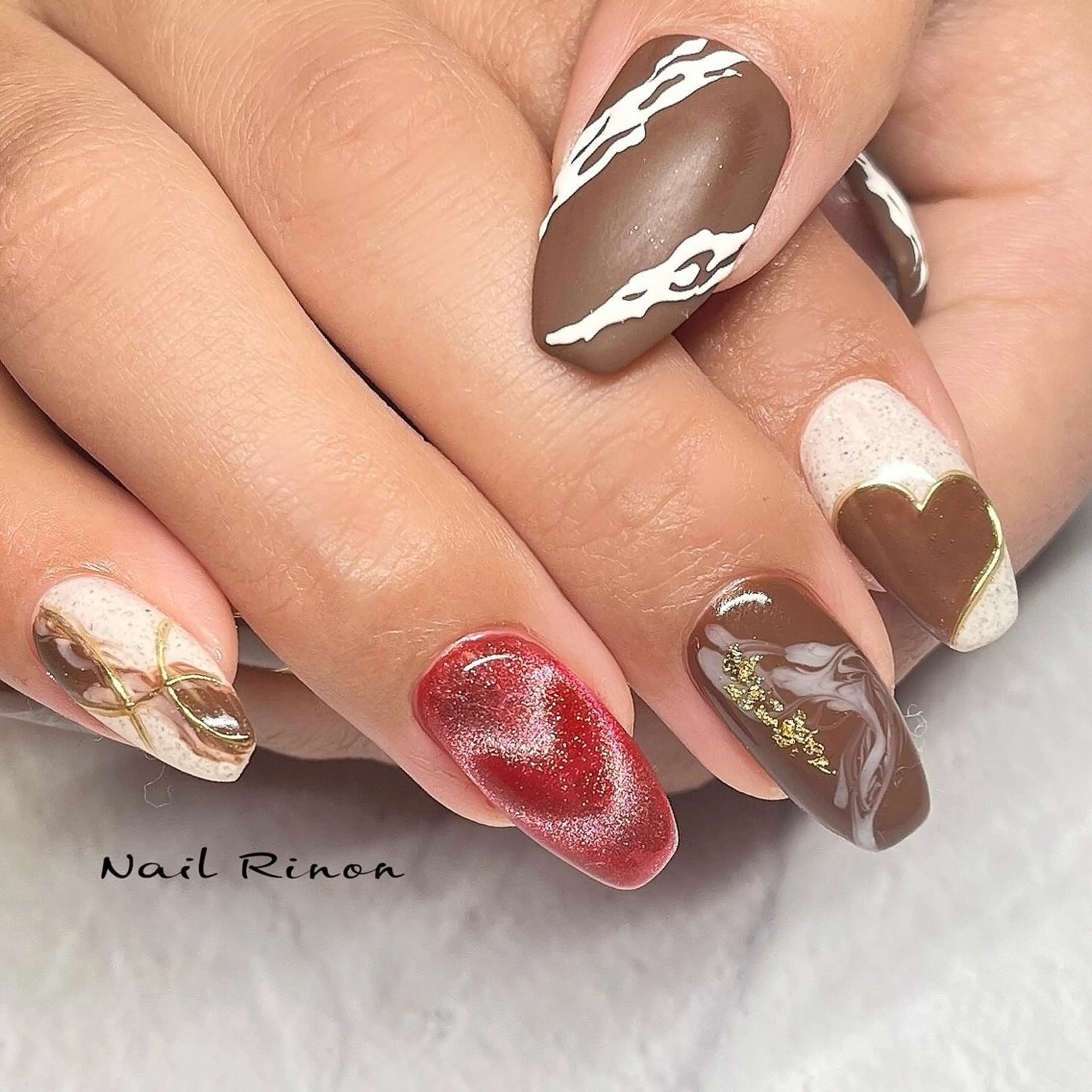 ネイル バレンタイン ハンドネイル Nail Rinonのネイルデザイン