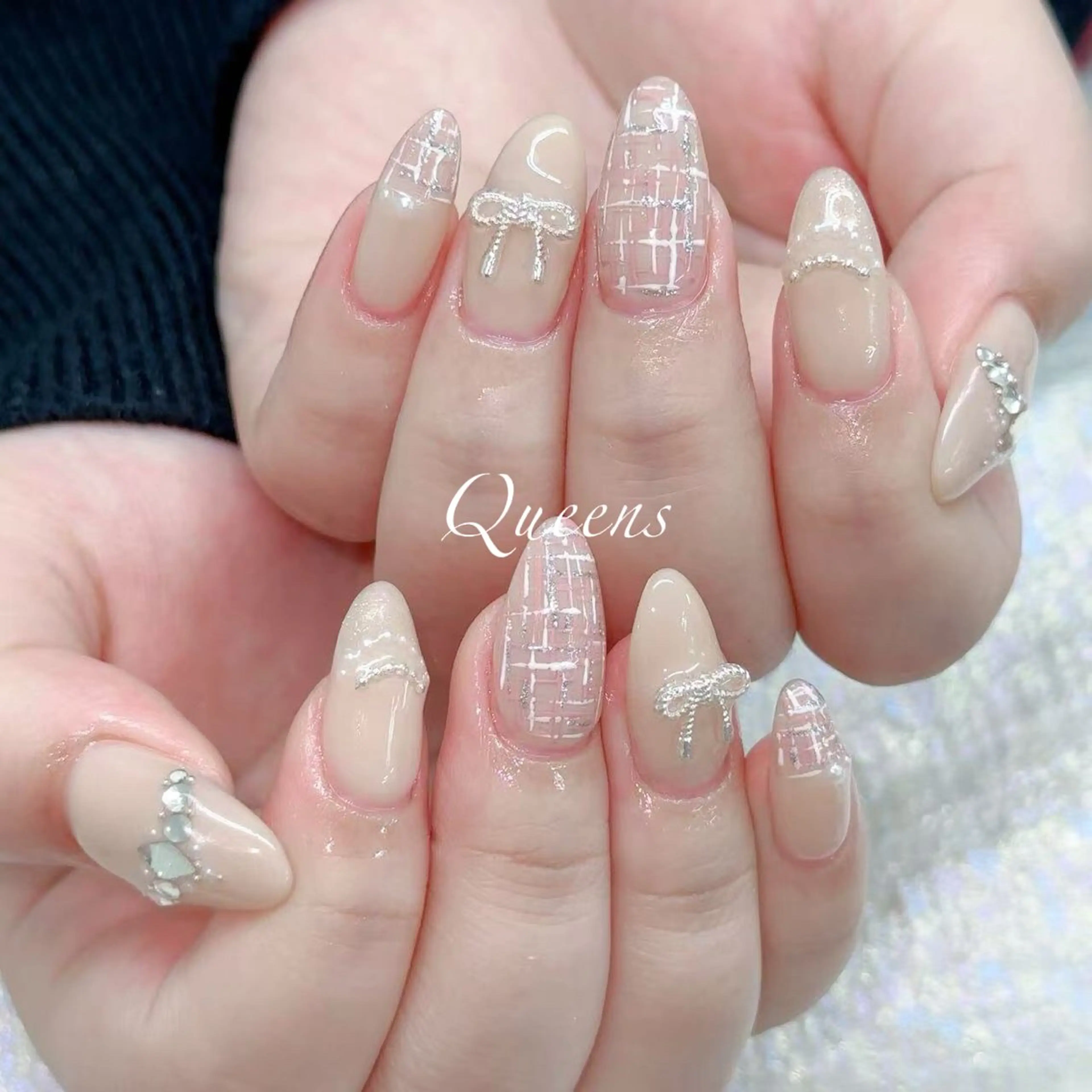 ネイル ハンドネイル Queens ひなのネイルデザイン