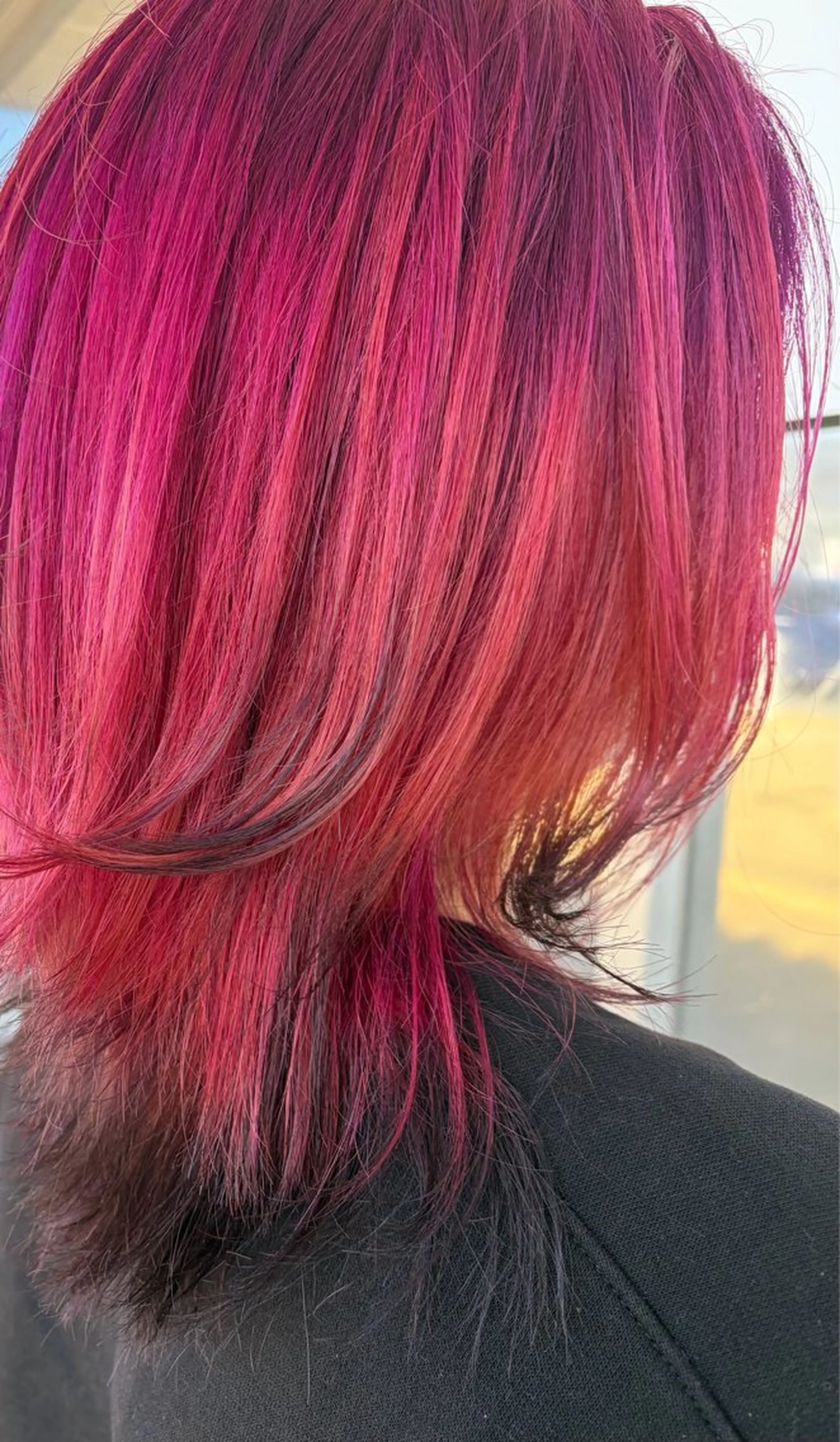 ミディアム カラー 森野 麻梨のヘアスタイル