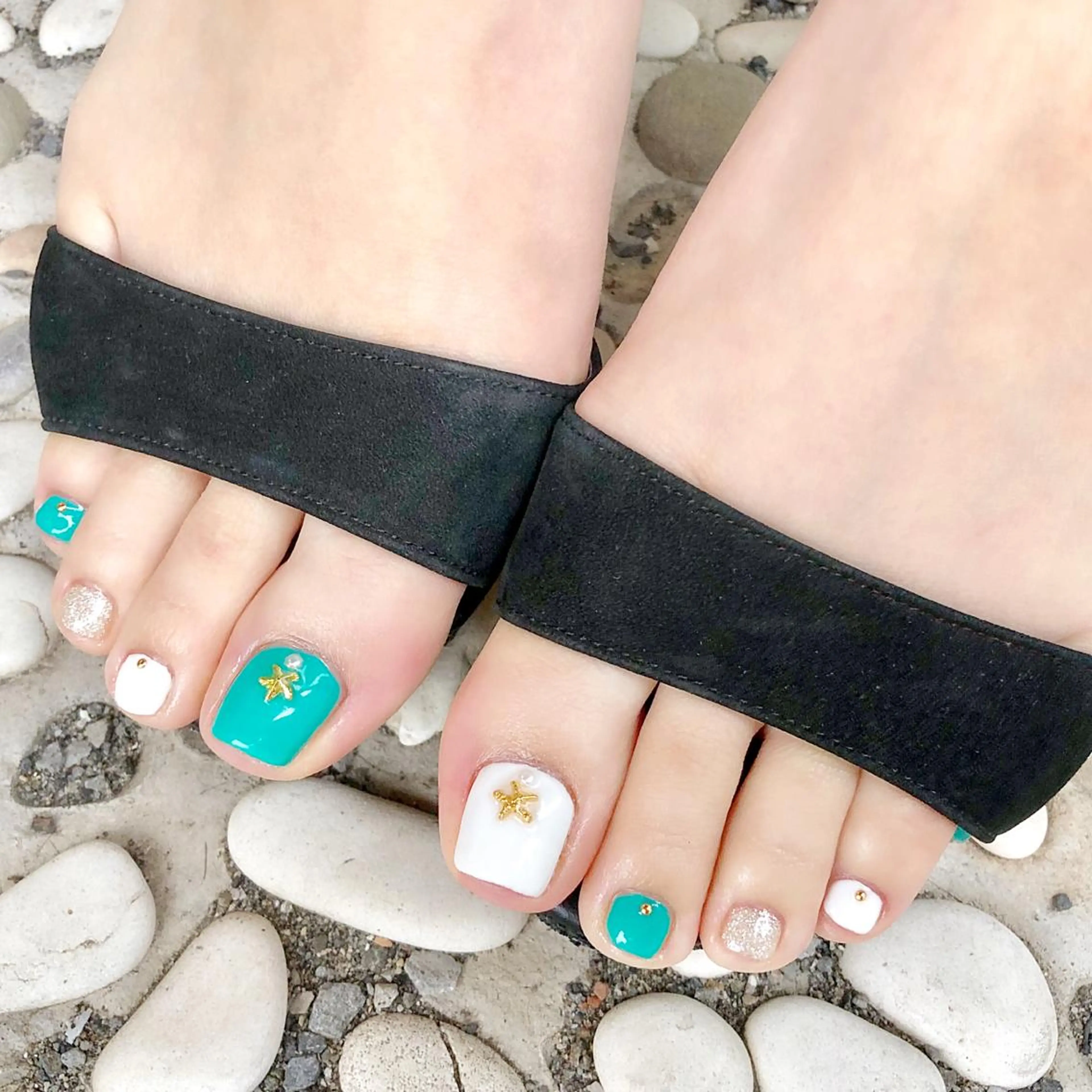 ネイル ワンカラーネイル ストーンネイル kananail ♡のネイルデザイン