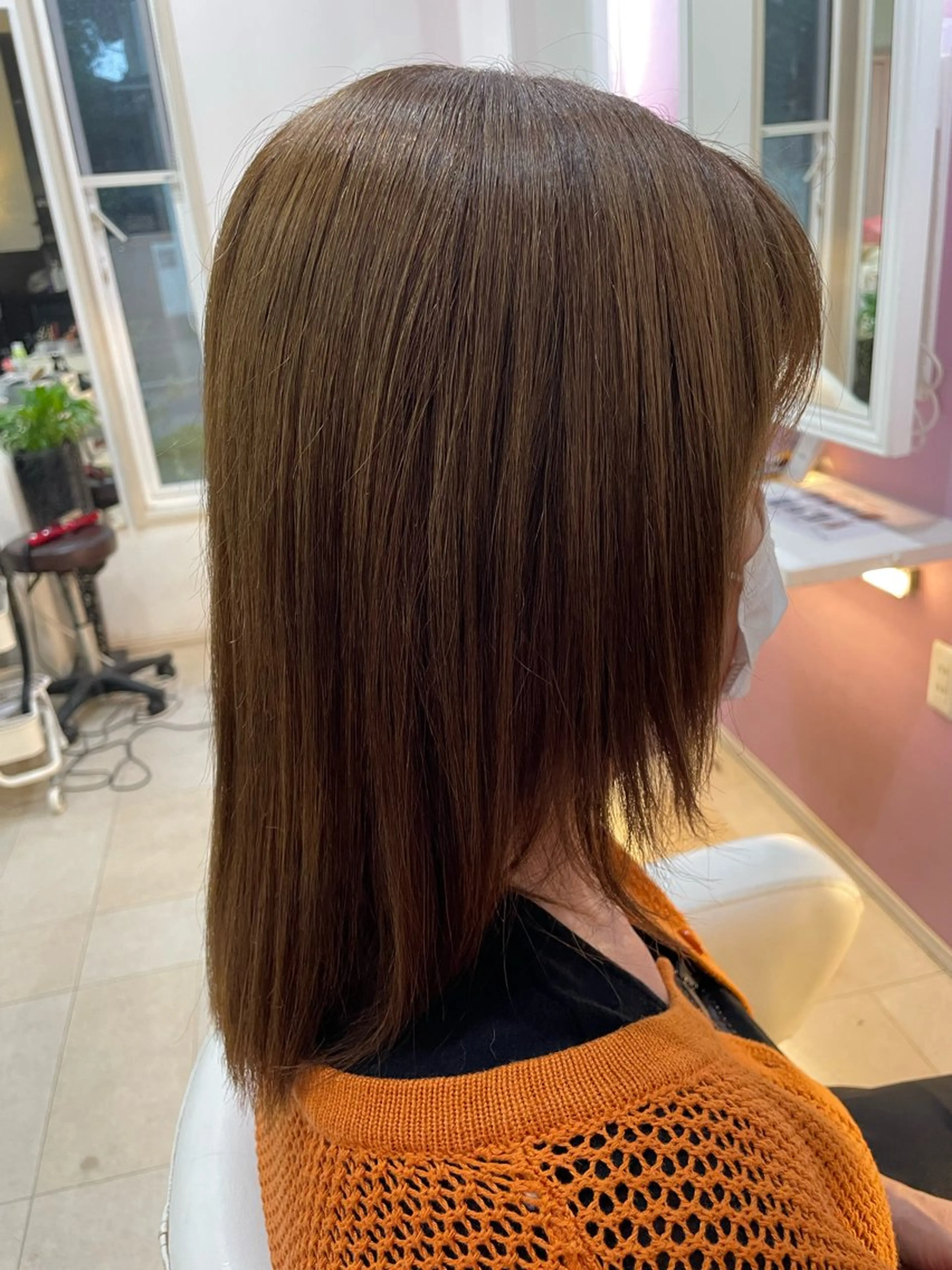 ミディアム 加藤 亜実のヘアスタイル