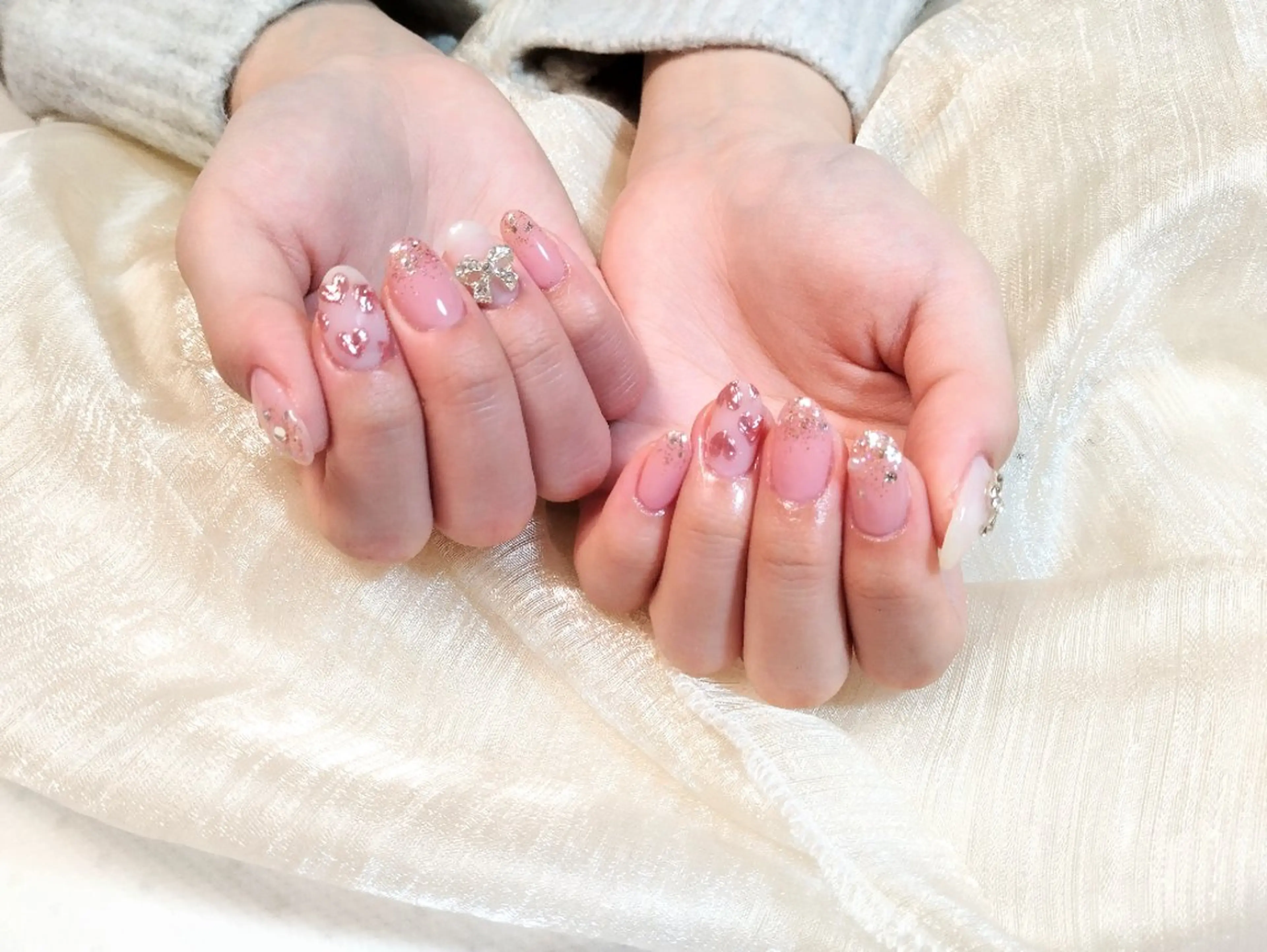 ネイル 持ち込み ハンドネイル ハンドケア ＤI'A ネイルサロンのネイルデザイン