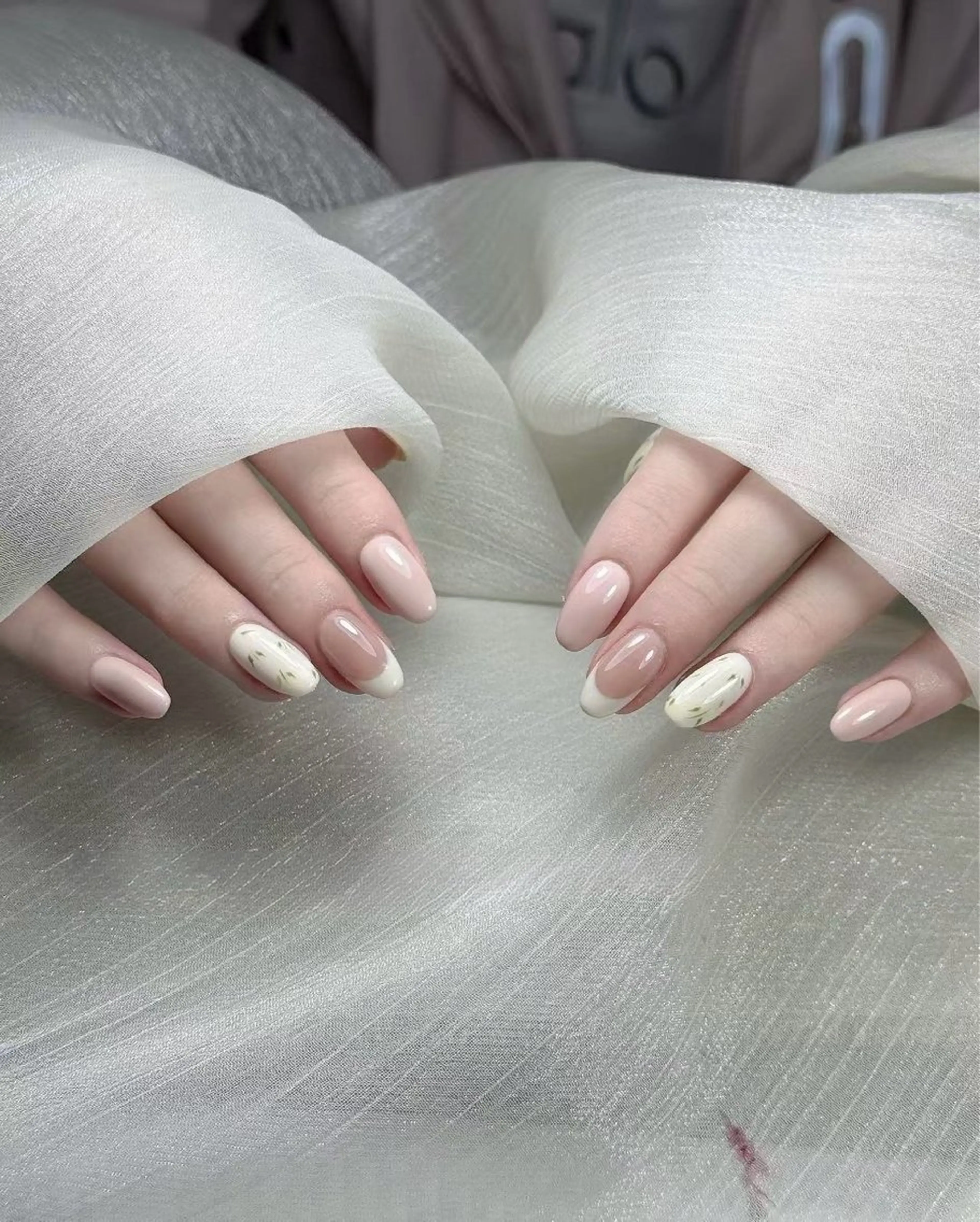 ネイル シンプルネイル 春ネイル ハンドネイル YUAN Nailのネイルデザイン