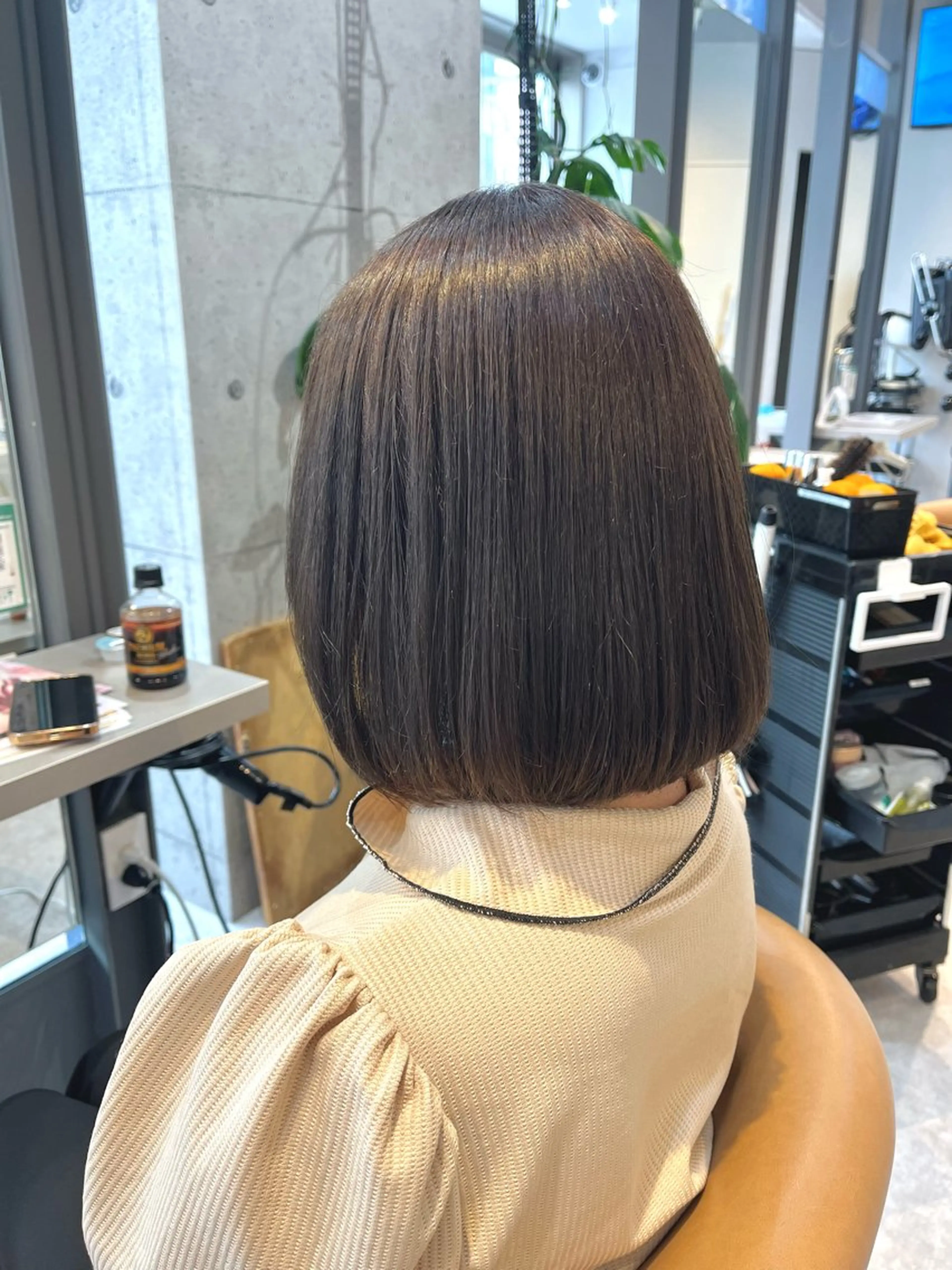 ミディアム カラー カット ヘアカラー 縮毛矯正 うしだ かおるのヘアスタイル
