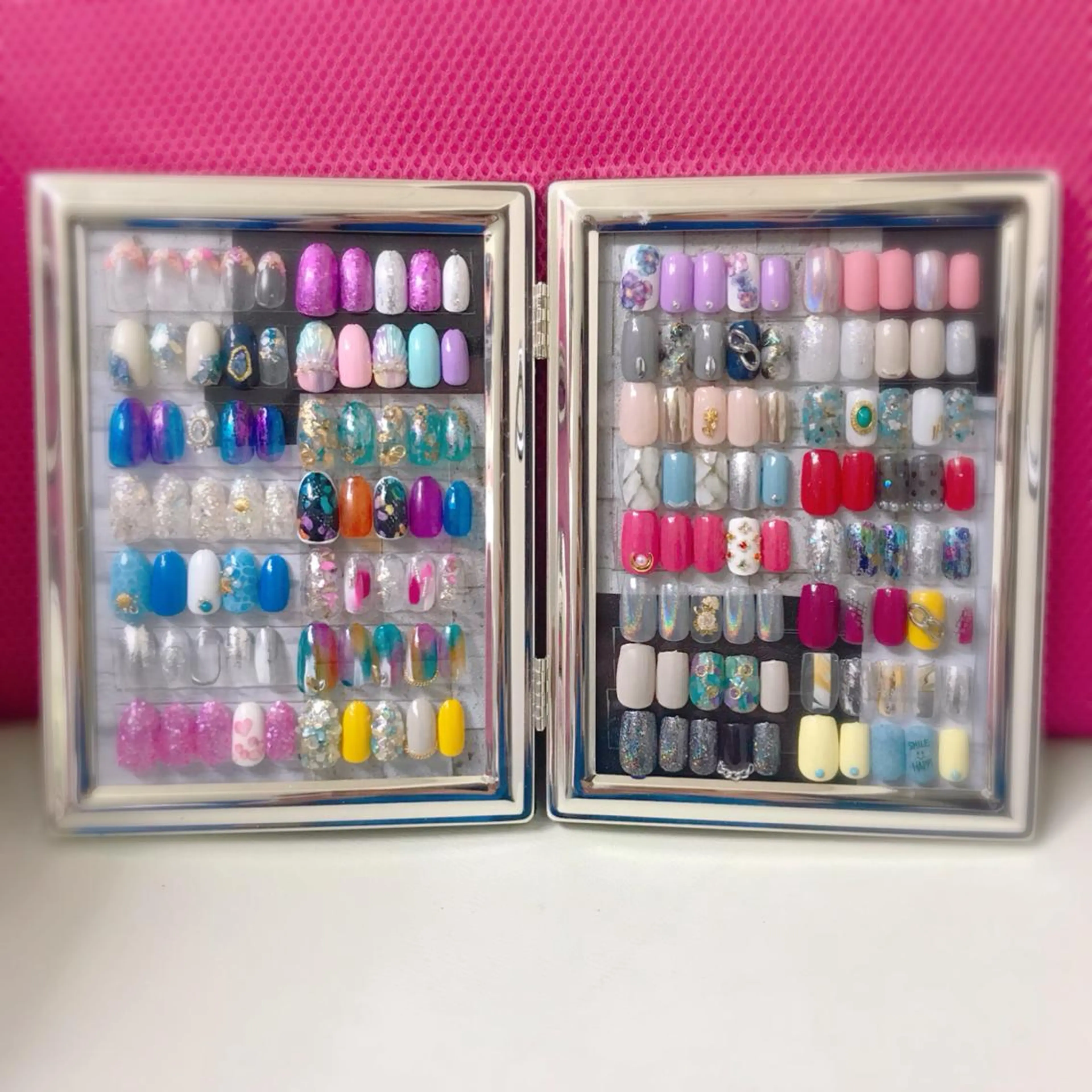 ネイル S. JEWELのネイルデザイン