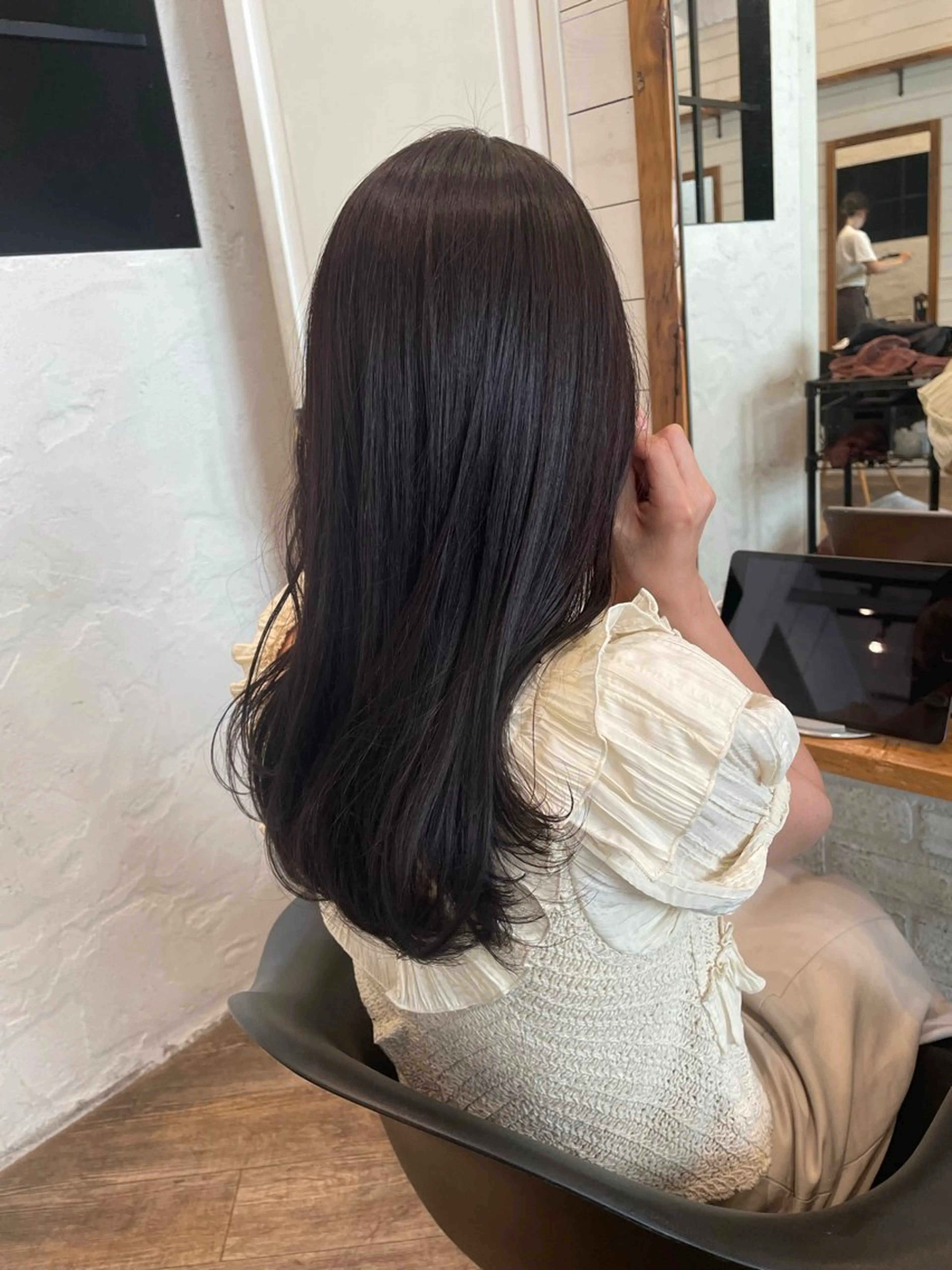 ロング カラー 黒髪 ブルーカラー ブルーブラック 透明感カラー グレージュ ヘアカラー トリートメント ヘアセット ✨透明感ケアカラー✨ 長野ゆきなのヘアスタイル