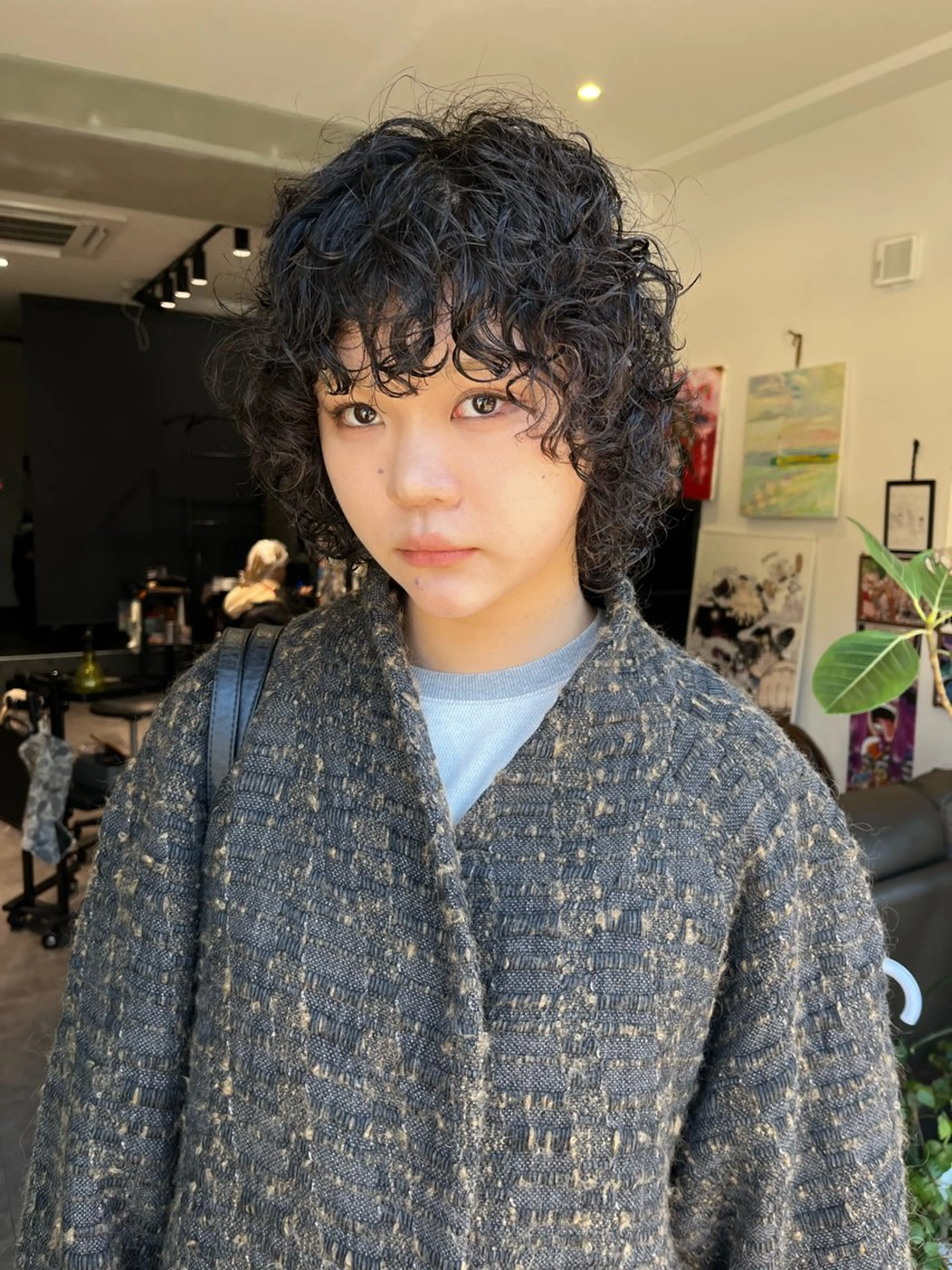 セミロング パーマ レイヤーカット パーマ トリートメント guild.所属・アトム/ウルフ パーマ/レイヤーのヘアスタイル