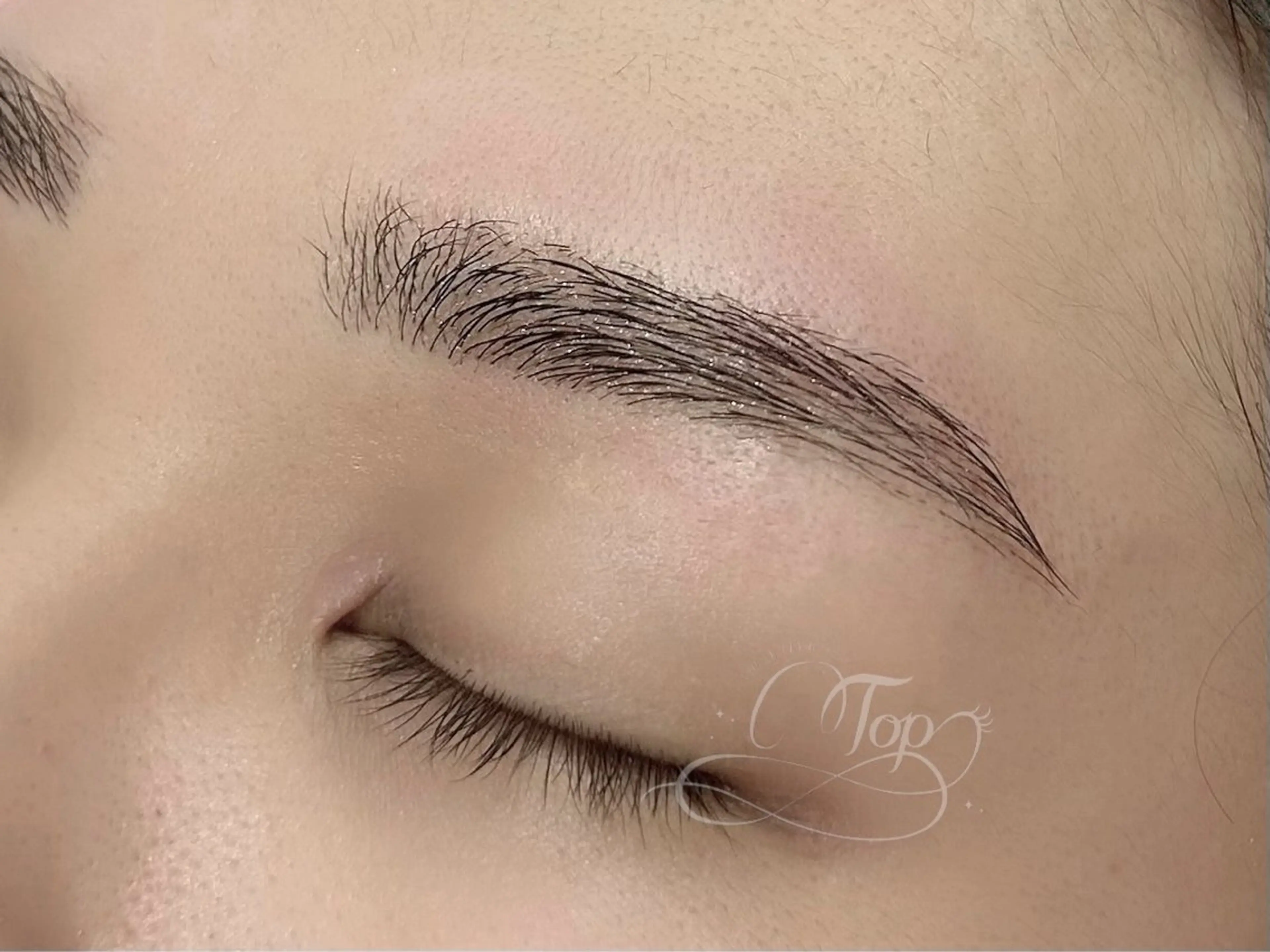 メンズ アイブロウ TOP町田 akaneの眉毛・アイブロウイメージ