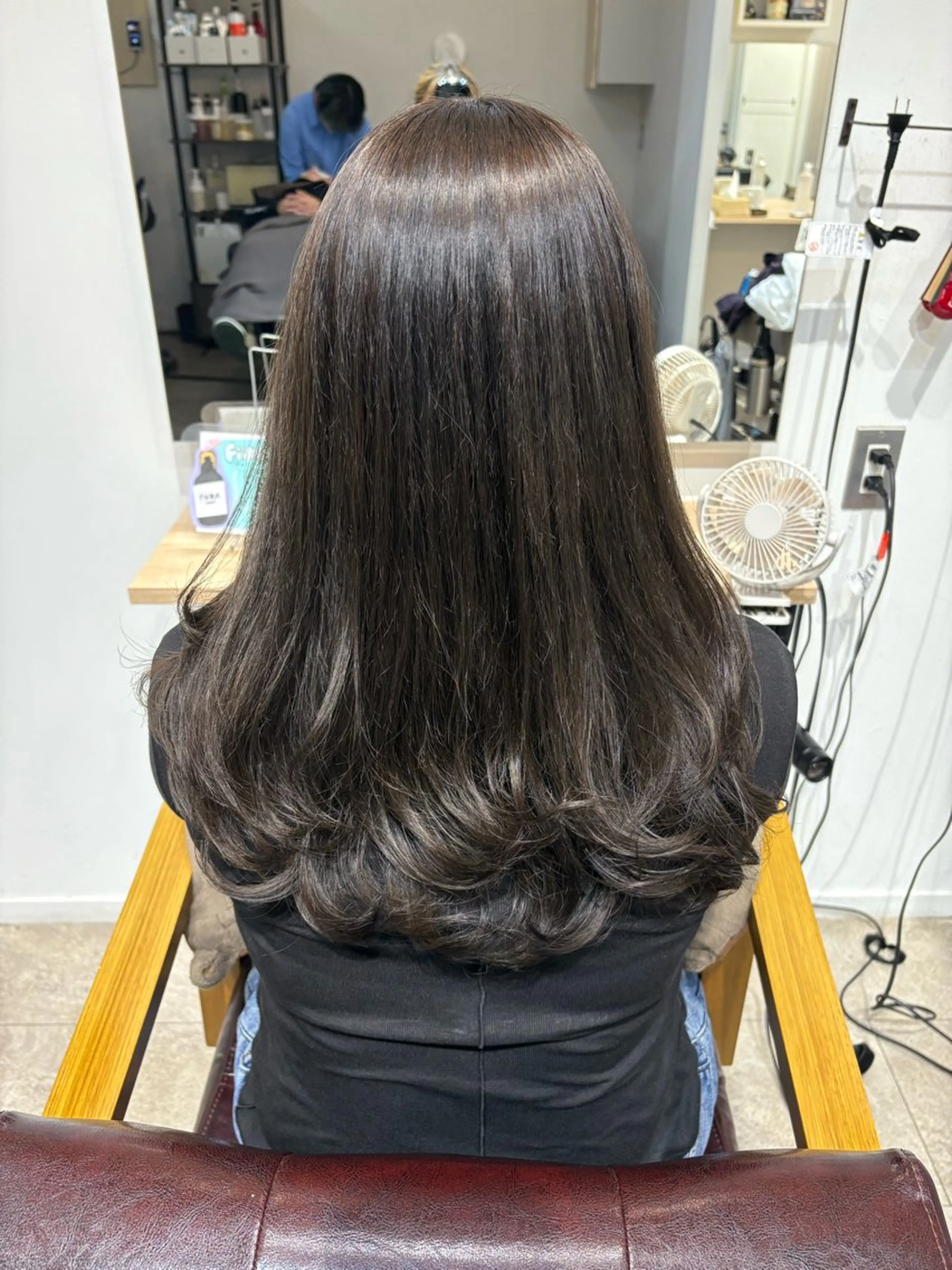 ロング カット ヘアカラー 南雲 由麻のヘアスタイル